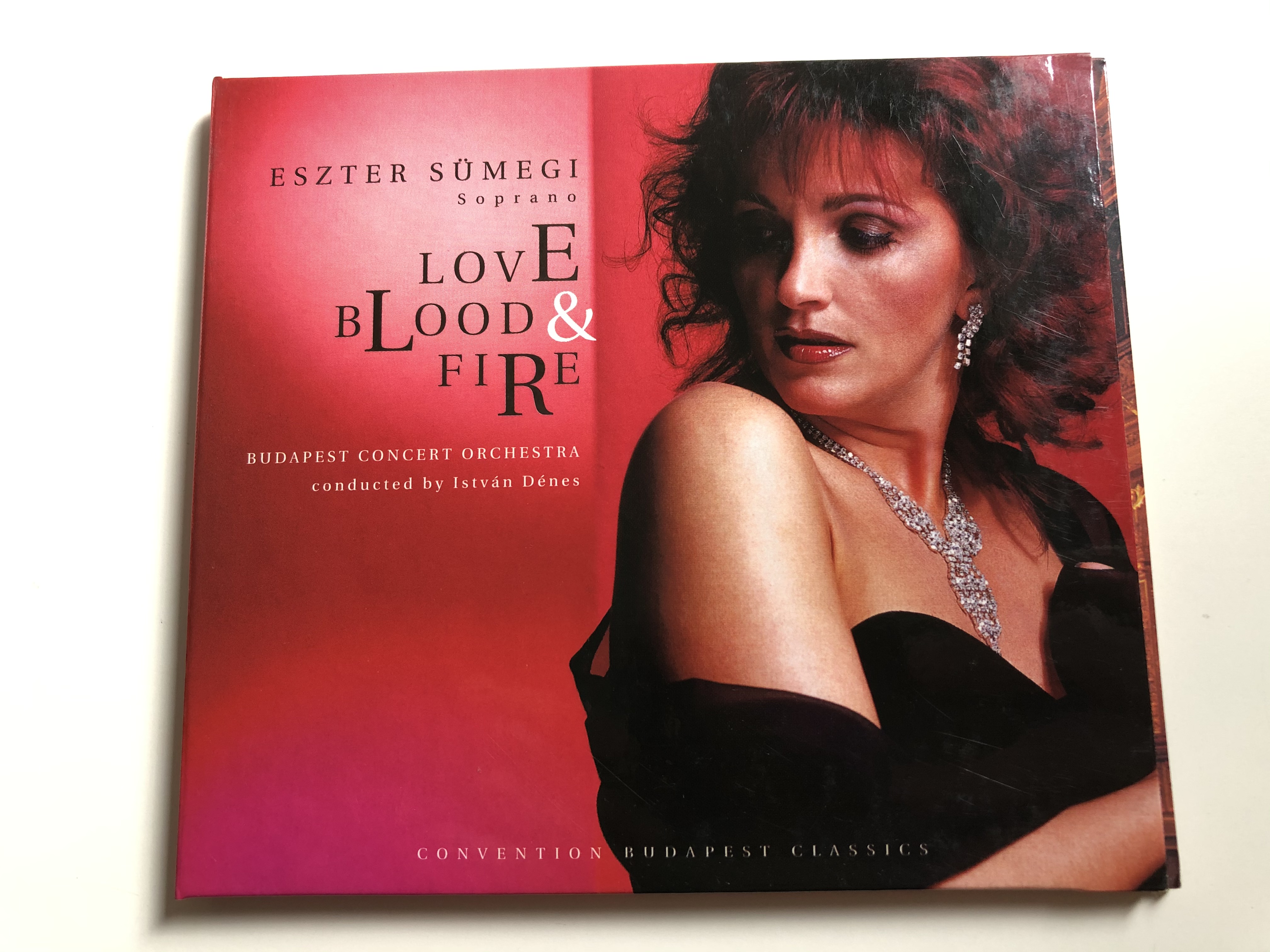 eszter-s-megi-soprano-love-blood-fire-budapest-concert-orchestra-conducted-by-istv-n-d-nes-convention-budapest-classics-audio-cd-cbp-016-1-.jpg