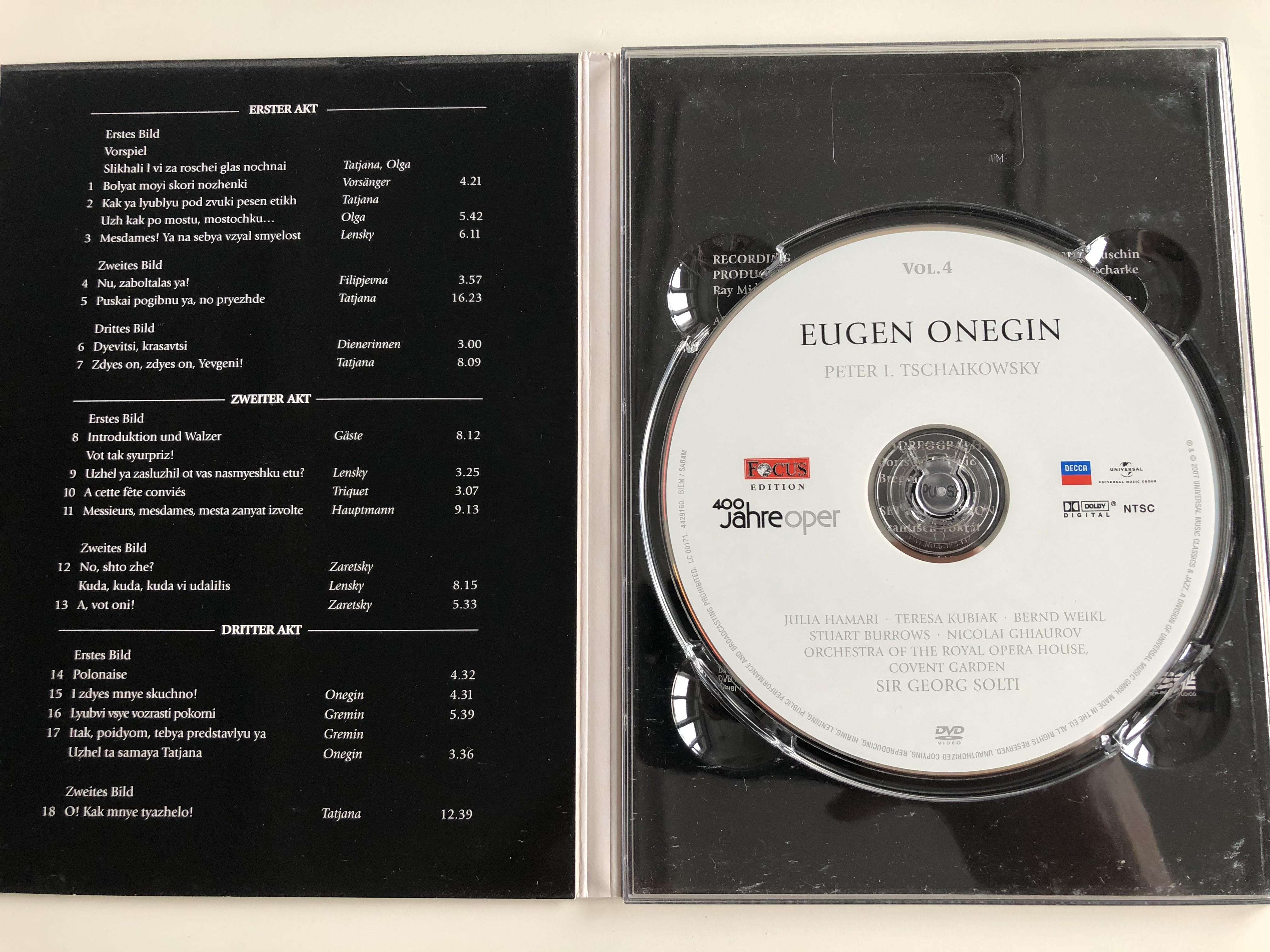 eugen-onegin-dvd-peter-i.-tschaikowsky-directed-by-petr-weigl-3.jpg