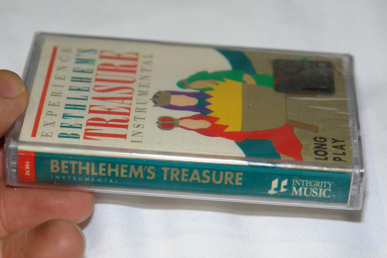 experience-betlehem-s-treasure-instrumental-integrity-music-audio-cassette-isc804-2-.jpg