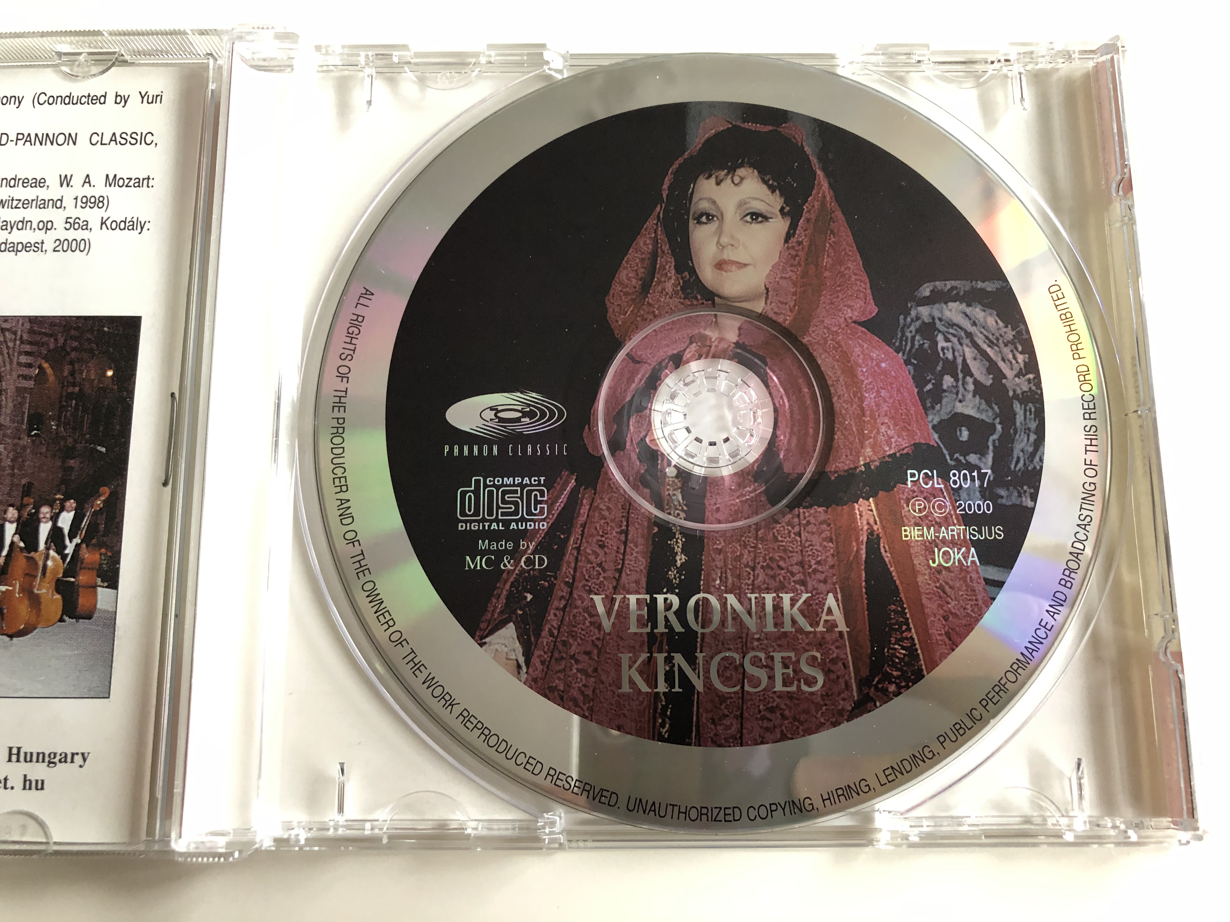 famous-operatic-arias-veronika-kincses-soprano-budapest-concert-orchestra-mav-conductor-tamas-gal-pannon-classic-audio-cd-2000-pcl-8017-6-.jpg