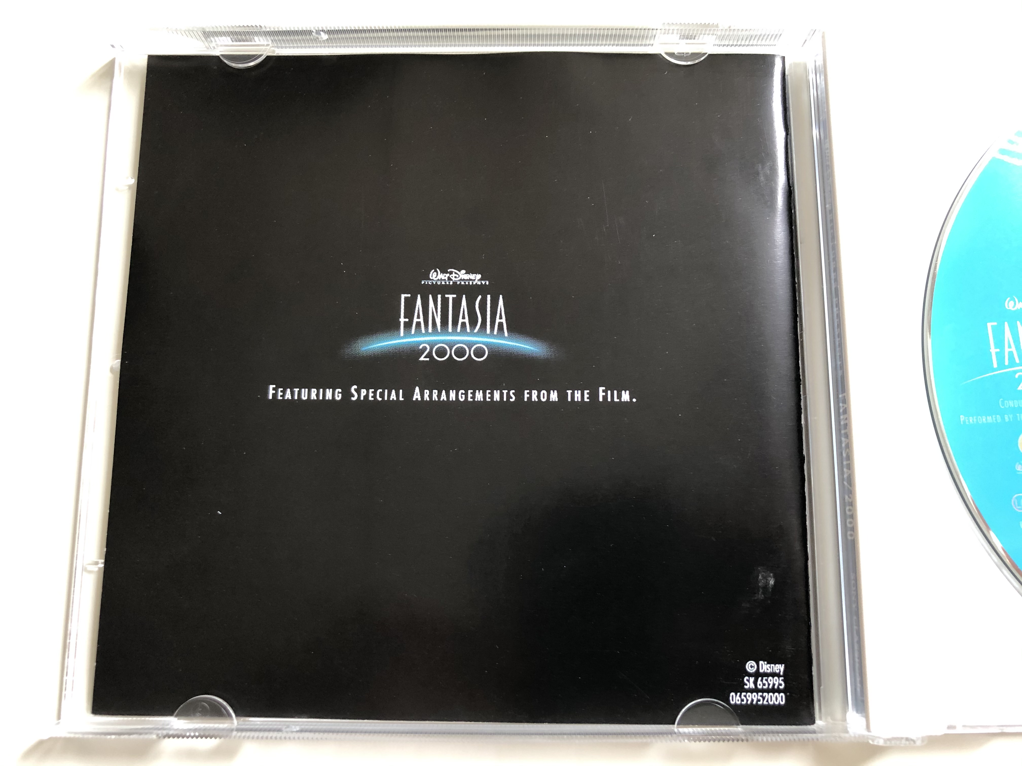 fantasia-2000-conducted-james-levine-the-chicago-symphony-orchestra-walt-disney-records-audio-cd-1999-sk-65995-9-.jpg