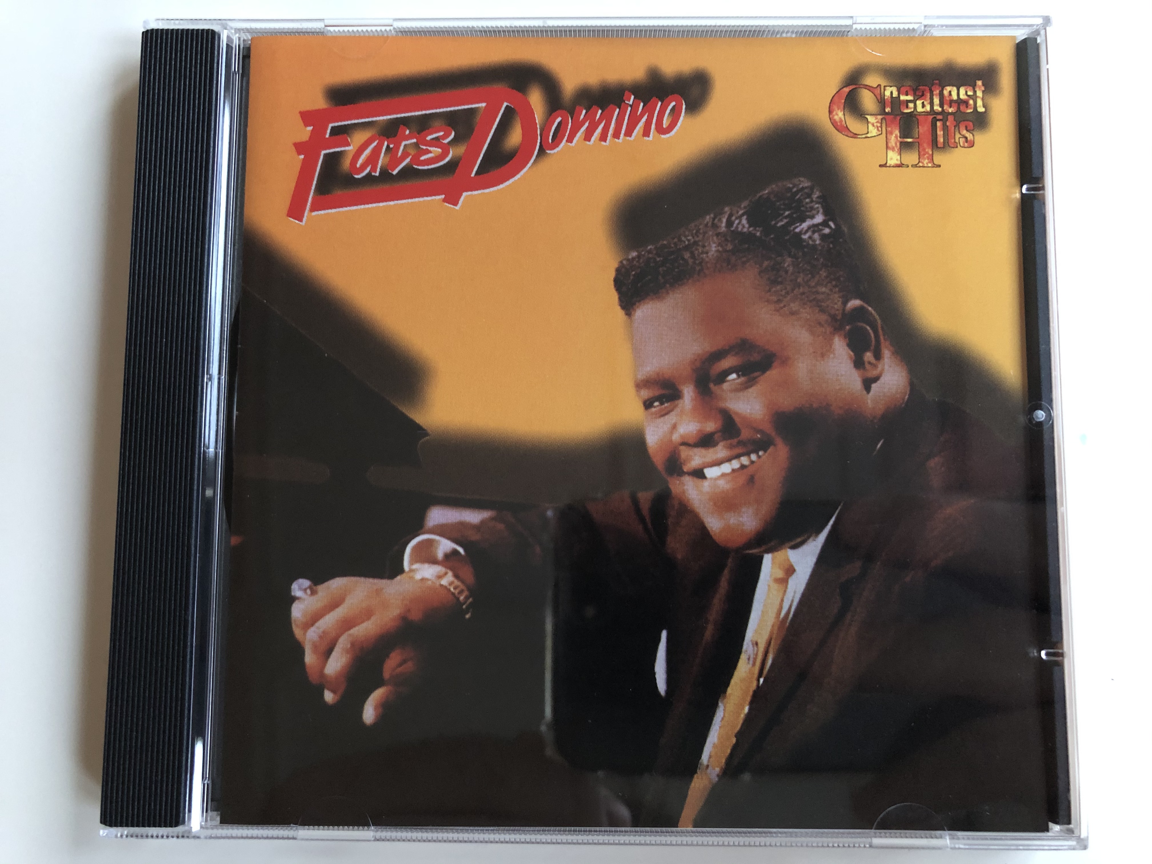 fats-domino-greatest-hits-ring-audio-cd-rcd-1084-1-.jpg