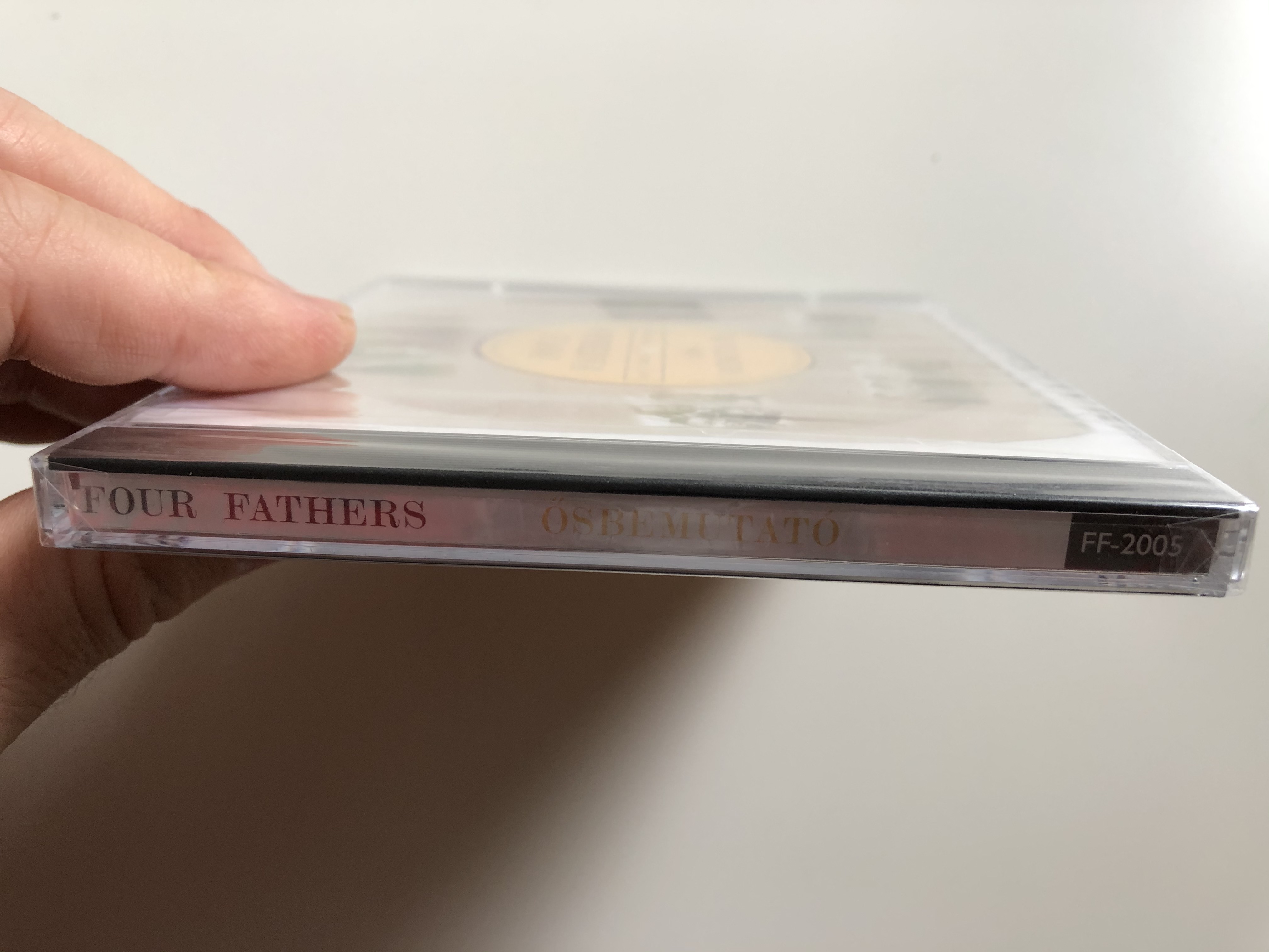 four-fathers-s-bemutat-audio-cd-stereo-ff-2005-3-.jpg