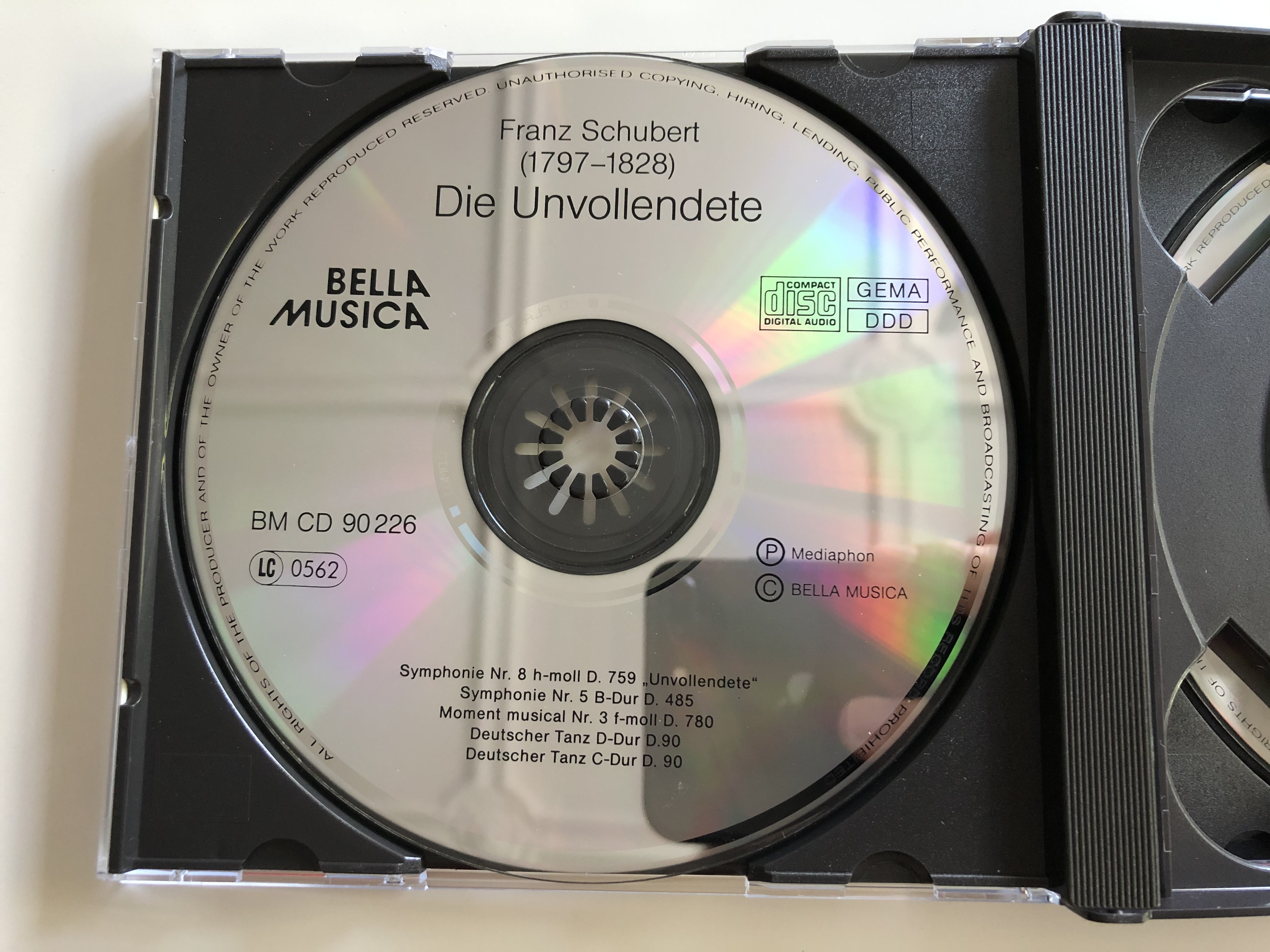 franz-schubert-die-unvollendete-edvard-grieg-peer-gynt-juite-bella-musica-2x-audio-cd-cd-902262-3-.jpg