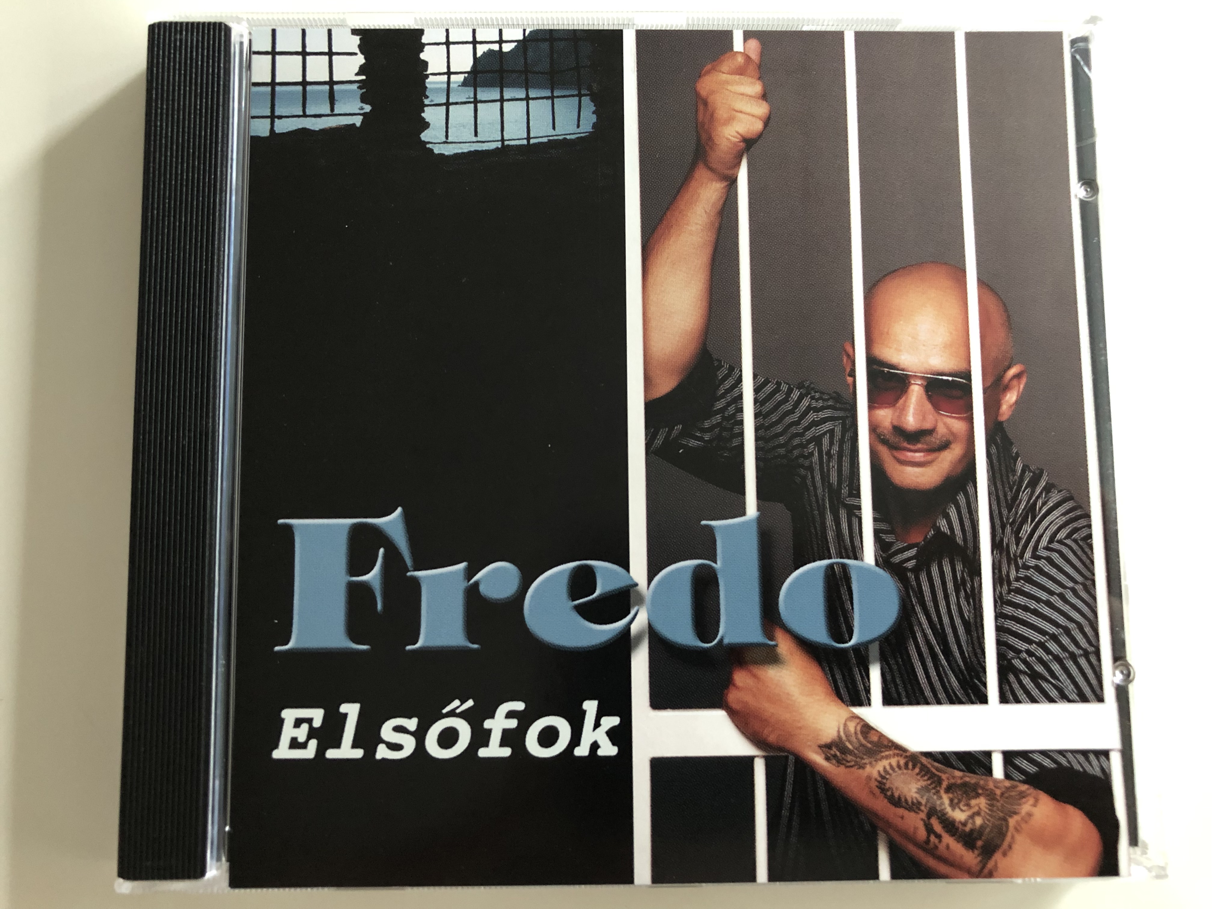 fredo-els-fok-az-alvil-gnak-nincs-romantik-ja-s-t-t-az-utca-szi-sz-l-audio-cd-2005-hmcd-0510-1-.jpg