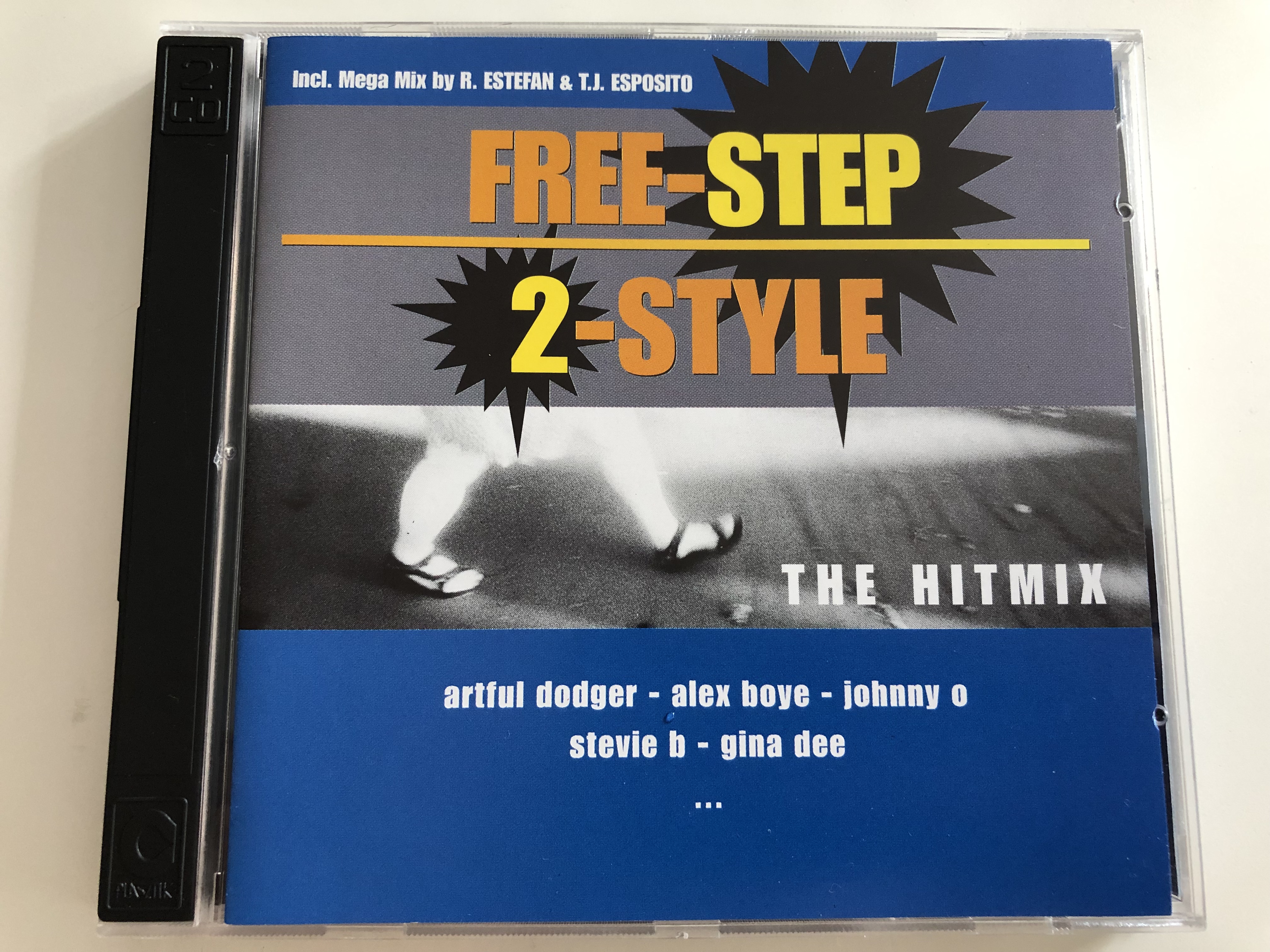 free-step-2-style-the-hitmix-including-mega-mix-by-r.-estefan-t.j.-esposito-artful-dodger-alex-boye-johnny-o-stevie-b-gina-dee-2x-audio-cd-set-zyx-81316-2-1-.jpg