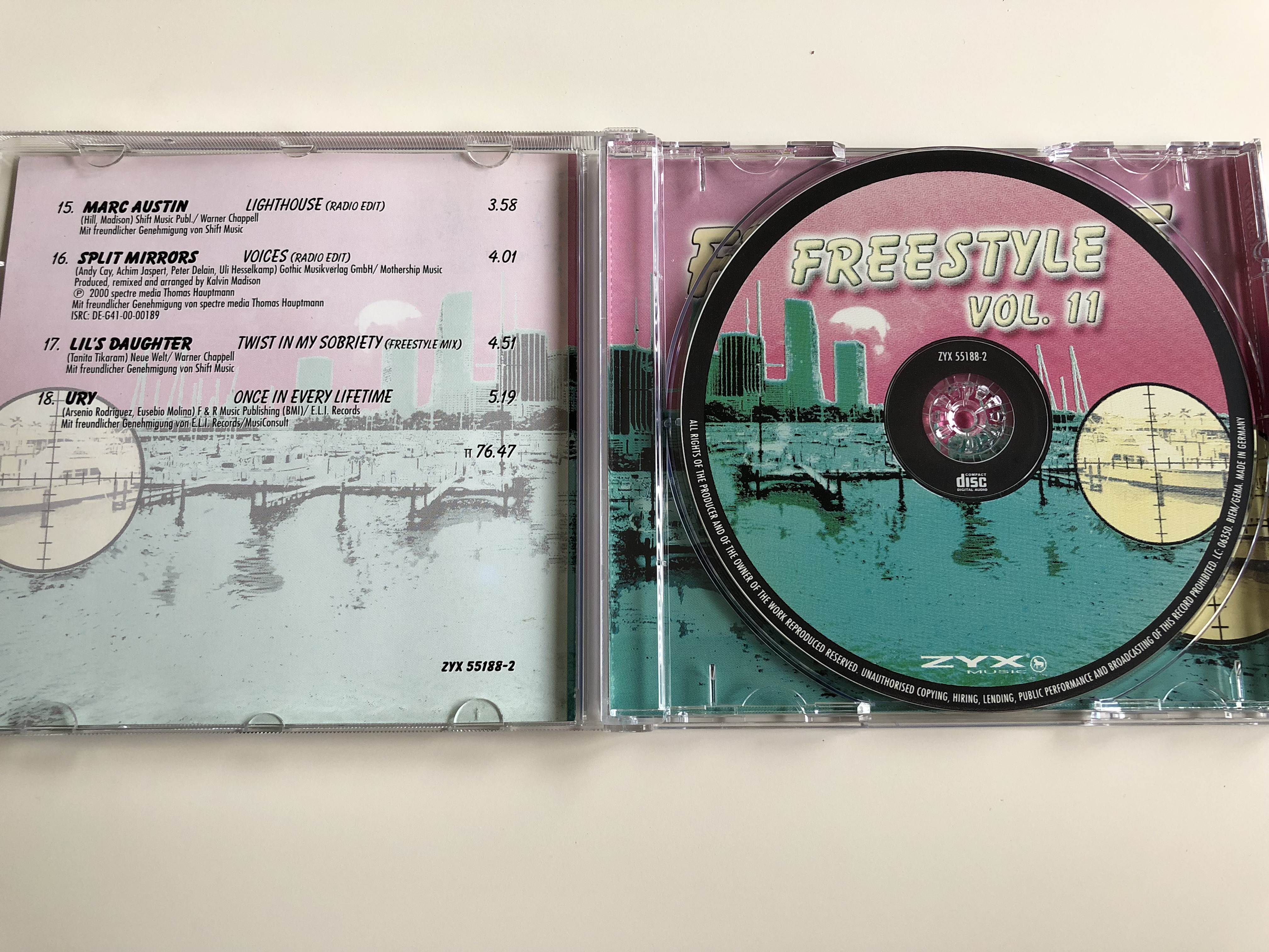 freestyle-vol.-11-flying-steps-stevie-b.-b.-v.-s.-m.-p.-free-team-pretty-girls-...-and-more-zyx-music-audio-cd-2000-zyx-55188-2-4-.jpg