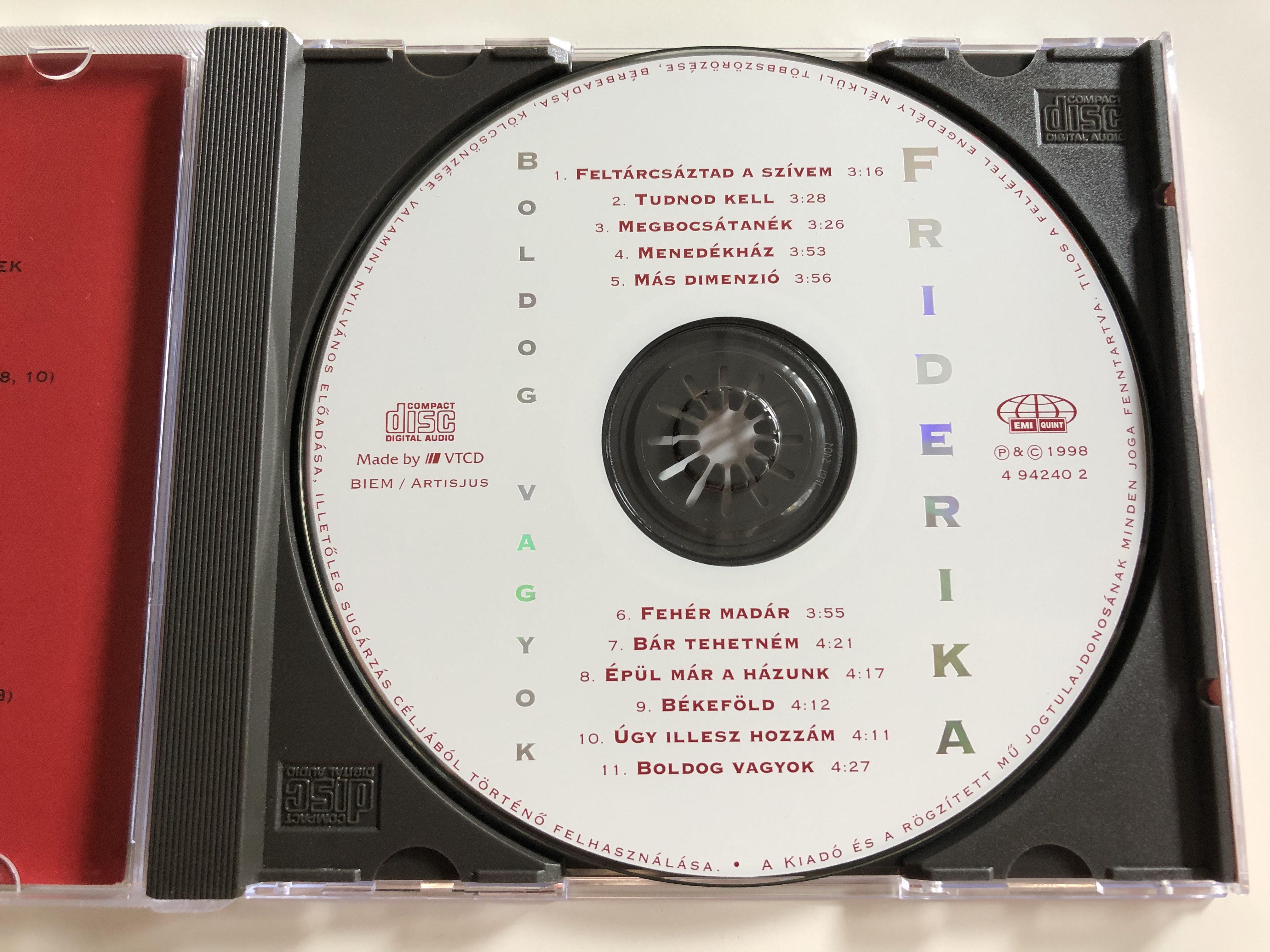 friderika-boldog-vagyok-emi-quint-audio-cd-1998-4-94240-2-6-.jpg