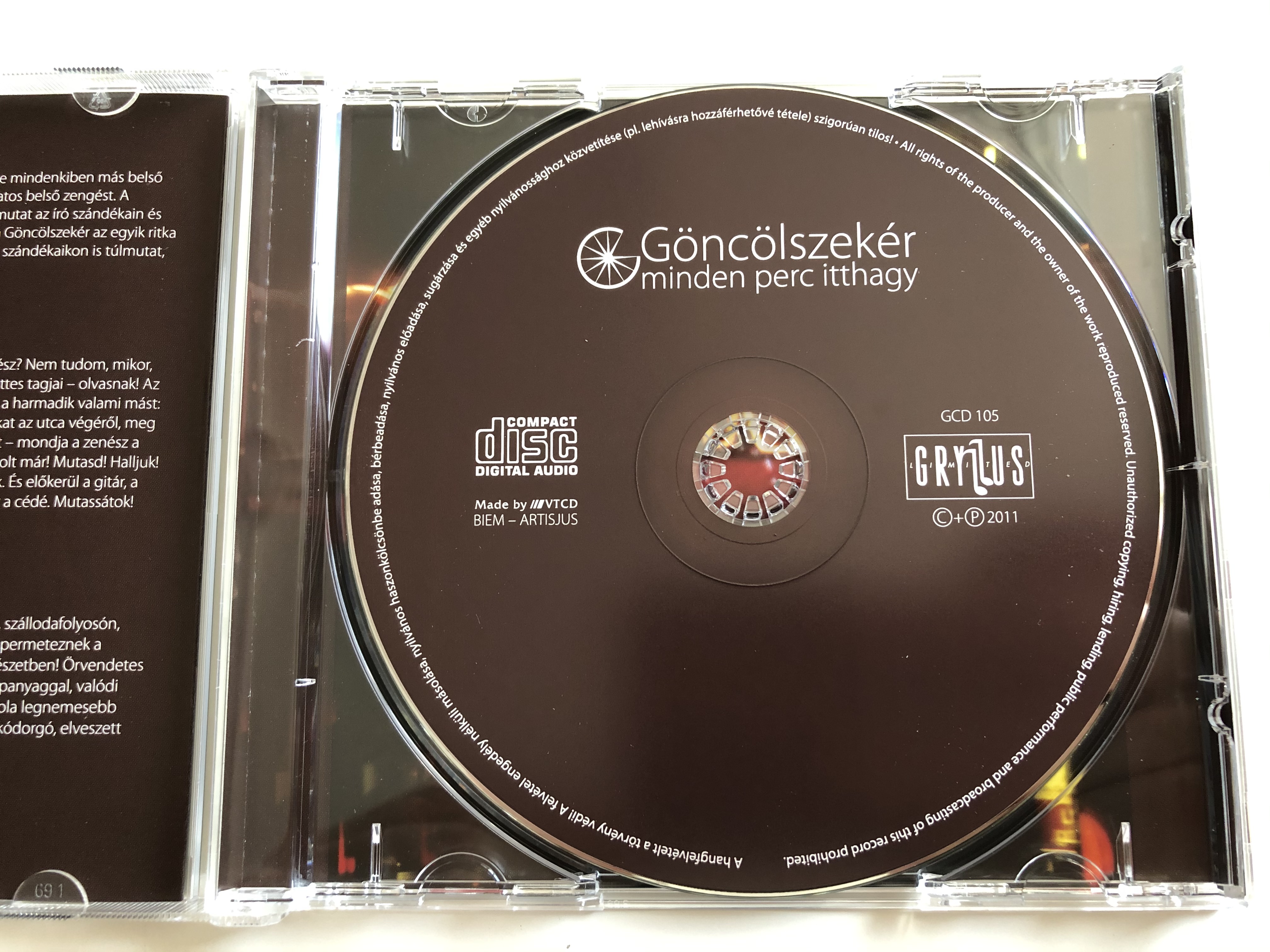 g-nc-lszek-r-minden-perc-itthagy-gryllus-audio-cd-2011-gcd-105-4-.jpg