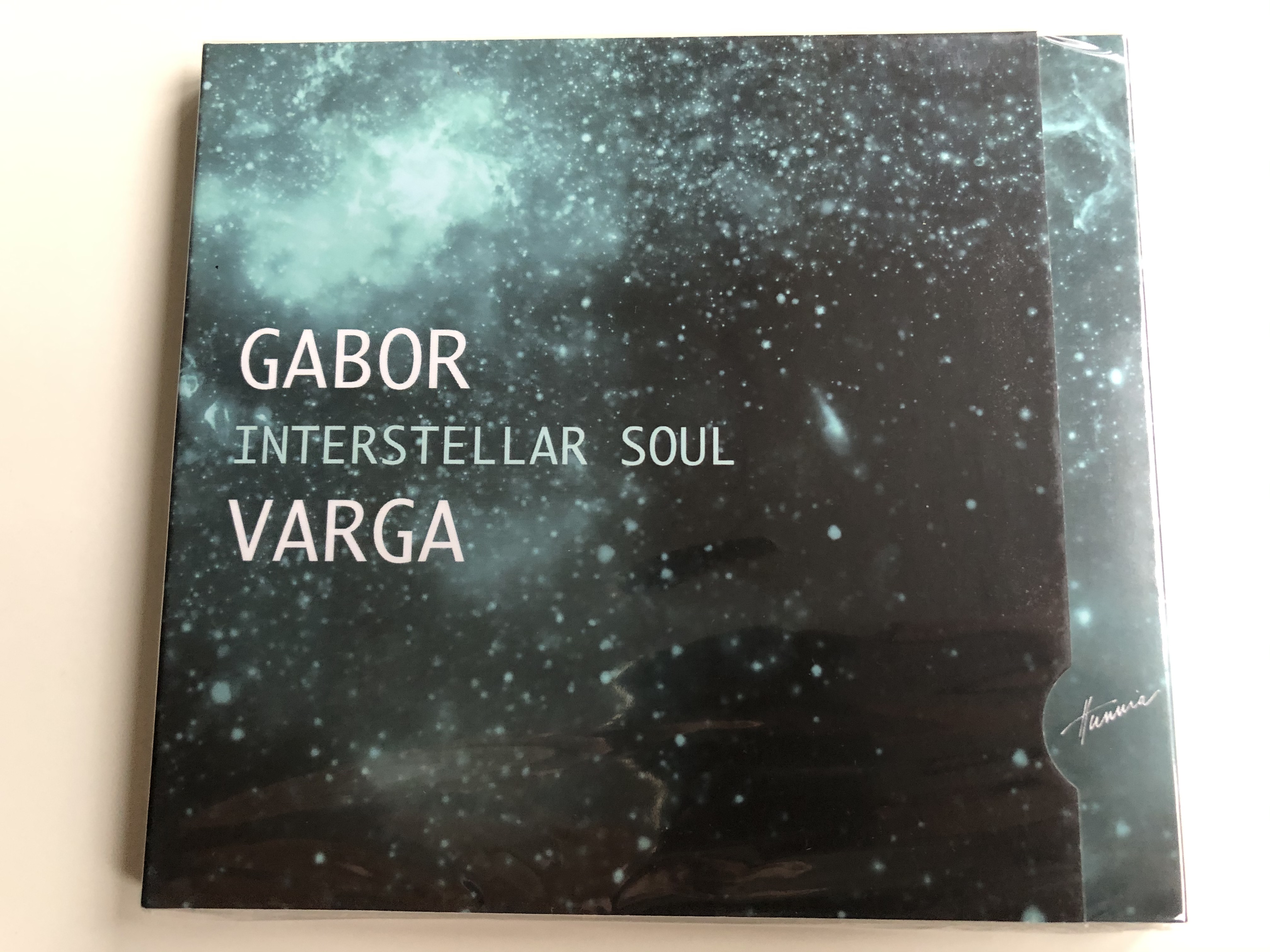 gabor-varga-interstellar-soul-hunnia-records-film-production-audio-cd-2017-hrcd1710-1-.jpg