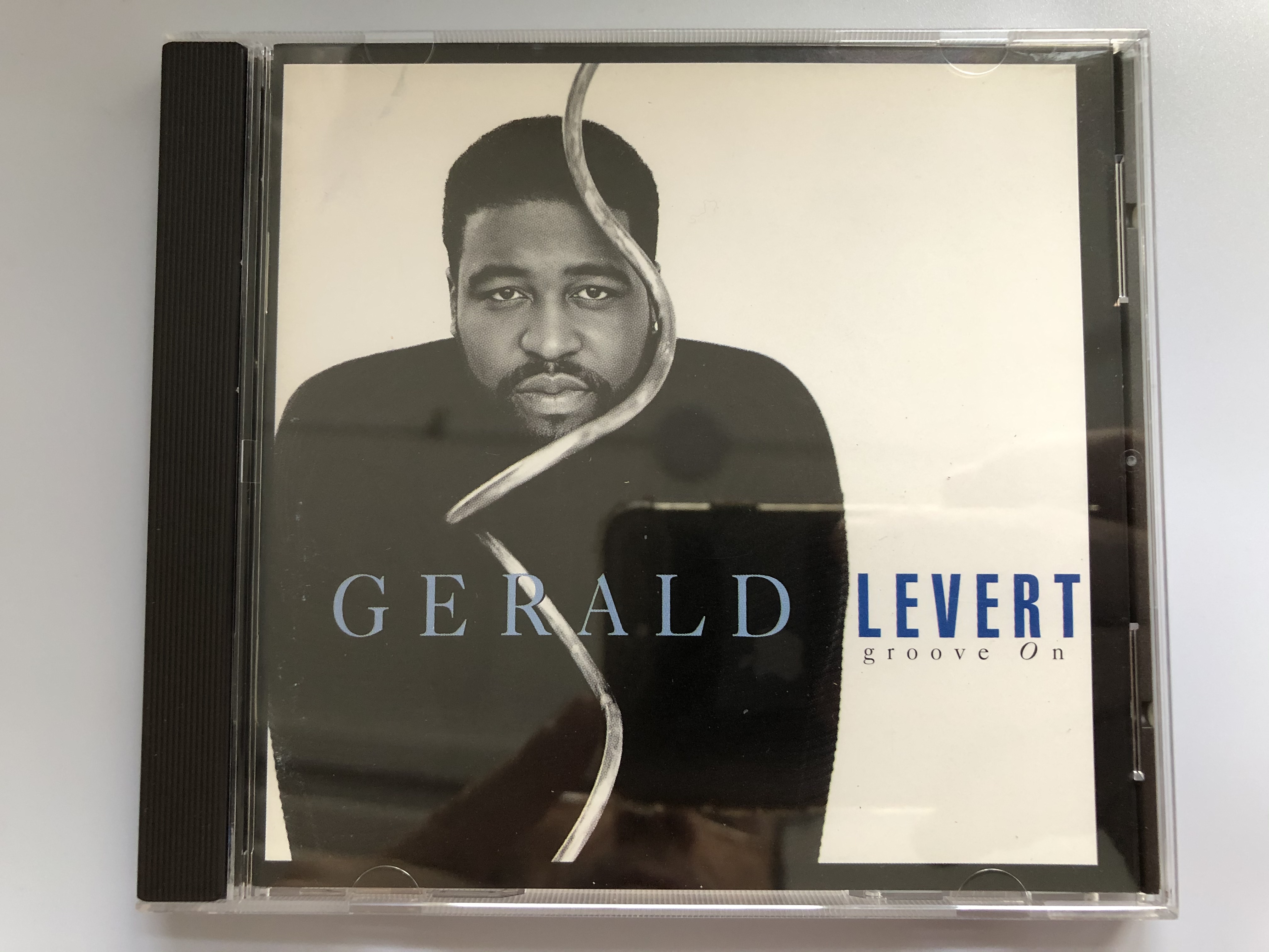 gerald-levert-groove-on-eastwest-records-america-audio-cd-1994-7567-92416-2-1-.jpg