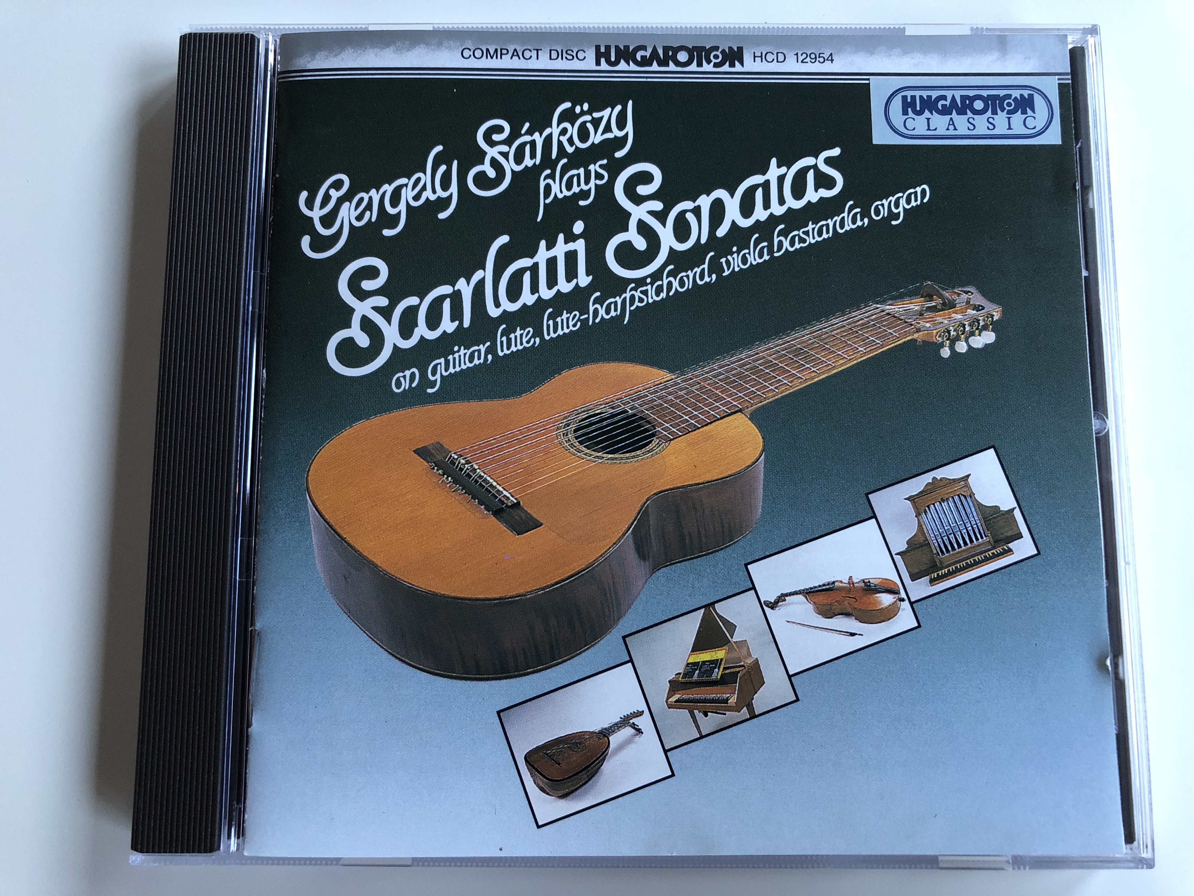 gergely-s-rk-zy-plays-scarlatti-sonatas-on-guitar-lute-lute-harpsichord-viola-bastarda-organ-hungaroton-classic-audio-cd-1995-stereo-hcd-12954-1-.jpg