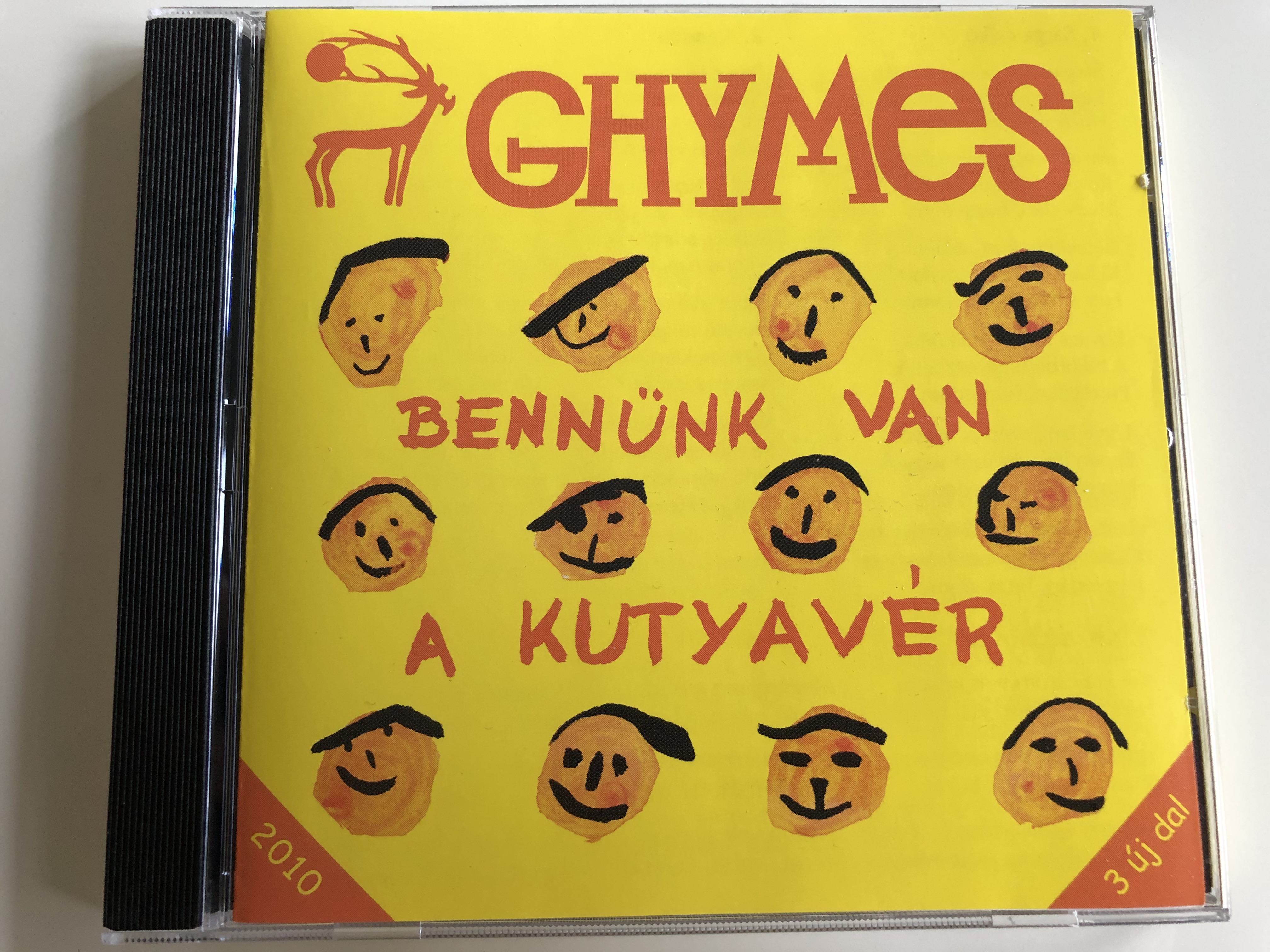 ghymes-benn-nk-van-a-kutyav-r-s-rga-csik-aj-nd-k-egyszer-egy-kir-lyfi-r-vid-az-eszetek-audio-cd-2010-universal-music-1-.jpg