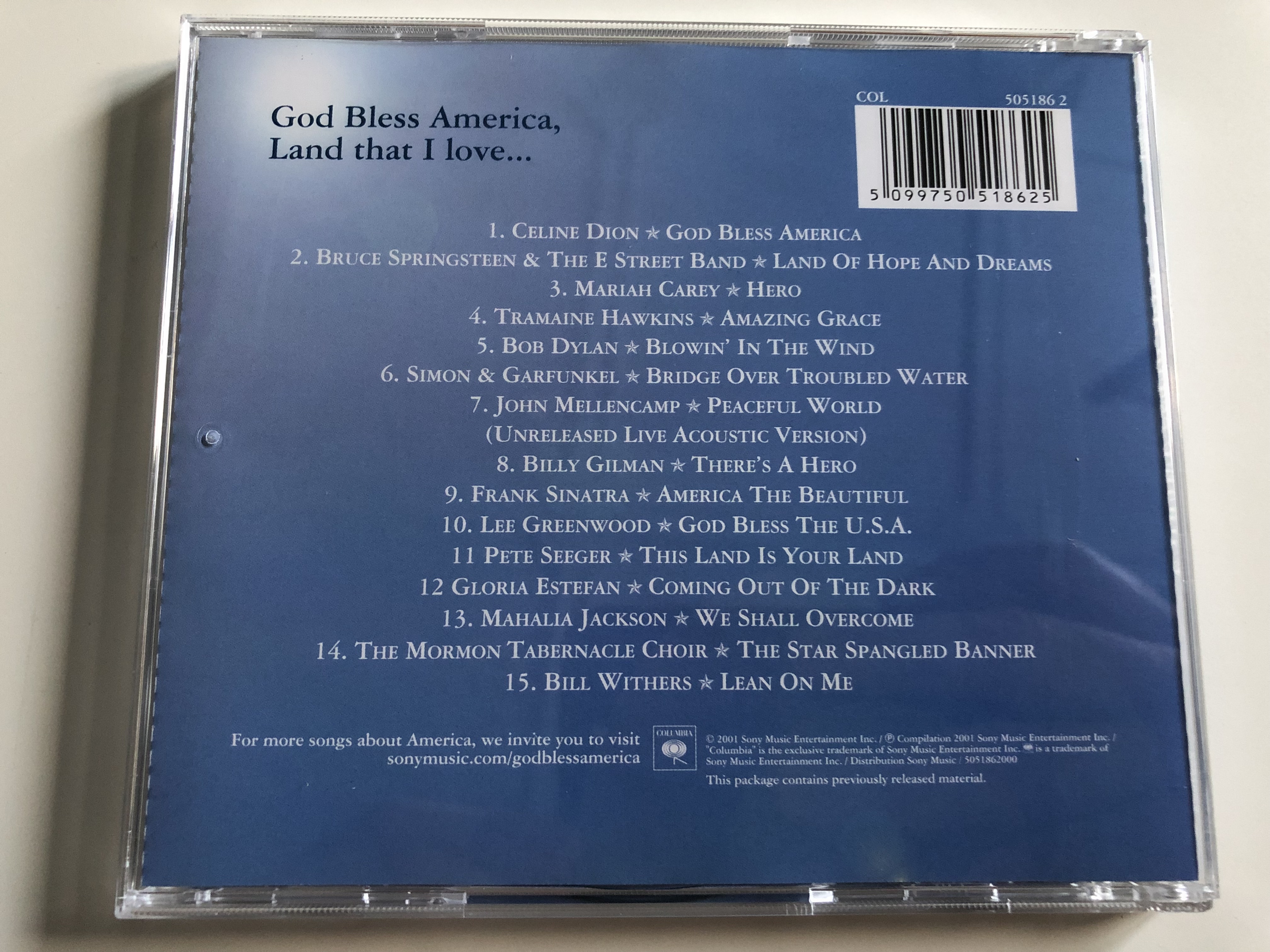 god-bless-america-mariah-carey-celine-dion-bob-dylan-simon-garfunkel-frank-sinatra-bill-withers-for-the-benefit-of-the-twin-towers-fund-audio-cd-2001-col-5051862-6-.jpg