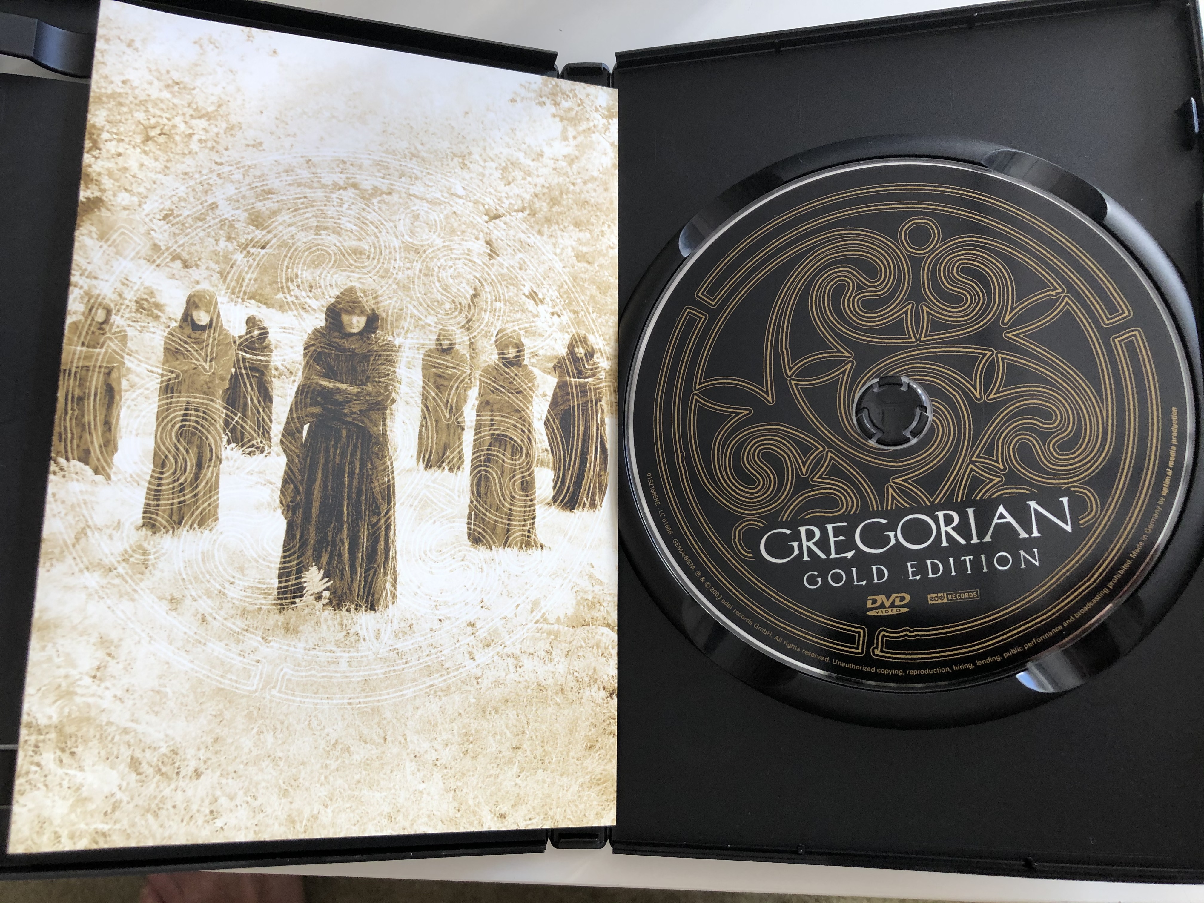 gregorian-dvd-2003-gold-edition-the-original-2.jpg