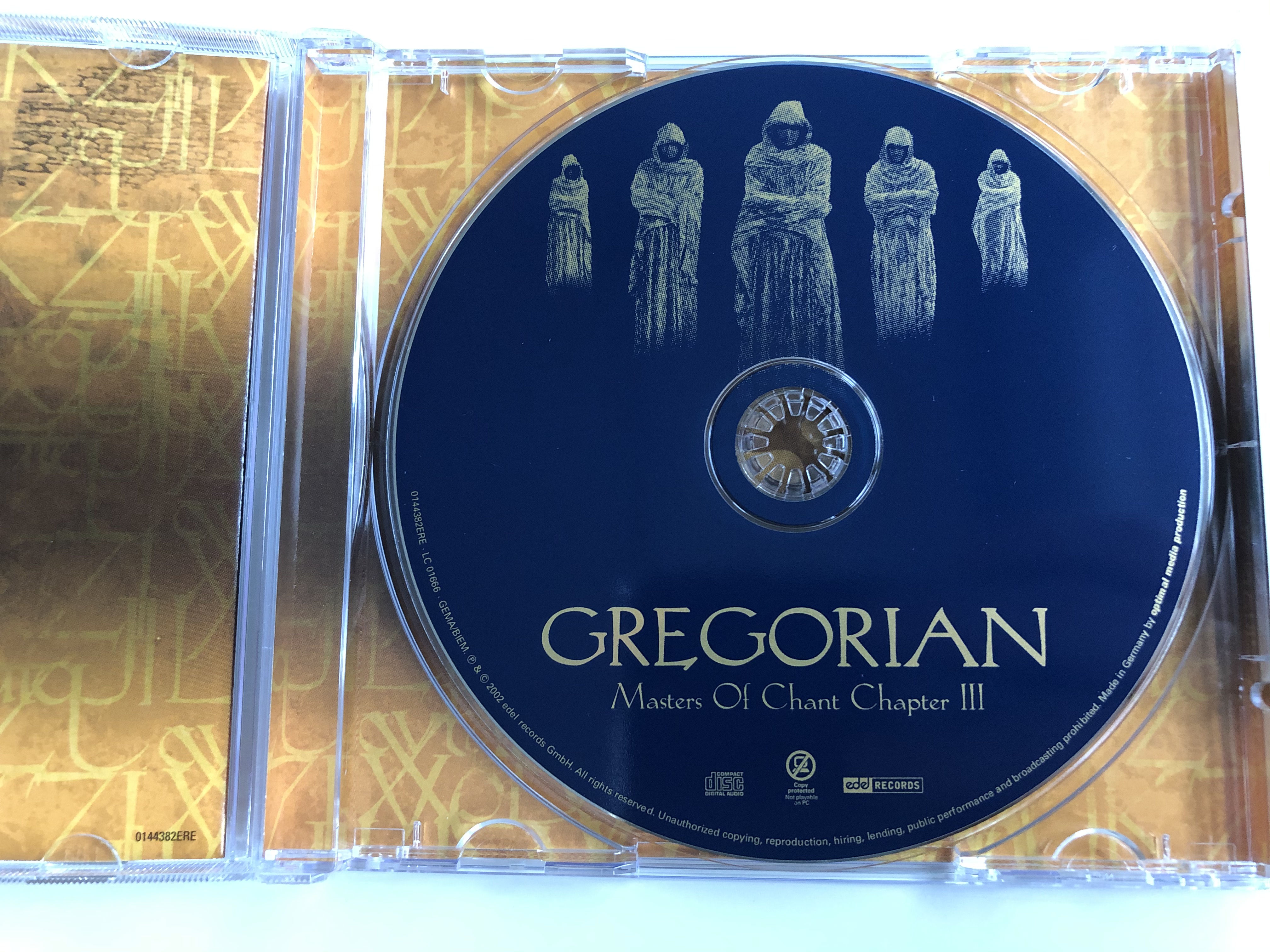 gregorian-masters-of-chant-chapter-iii-edel-records-audio-cd-2002-0142042-ere-3-.jpg