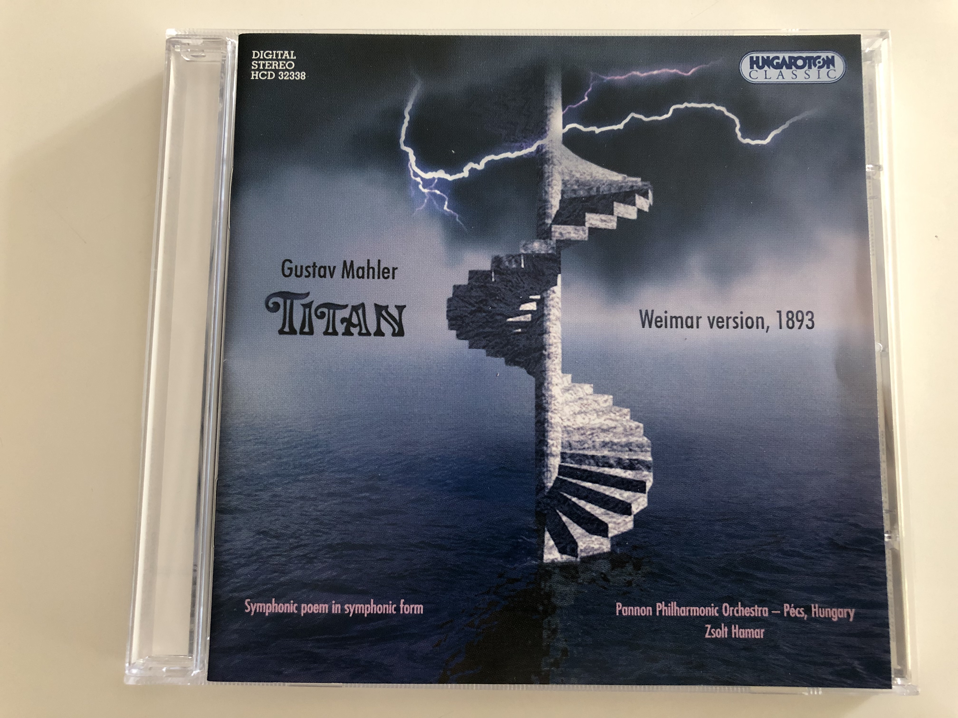 gustav-mahler-titan-weimar-version-1893-symphonic-poem-in-symphonic-form-pannon-philharmonic-orchestra-p-cs-hungary-conducted-by-zsolt-hamar-hungaroton-classic-audio-cd-2005-hcd-32338-1-.jpg