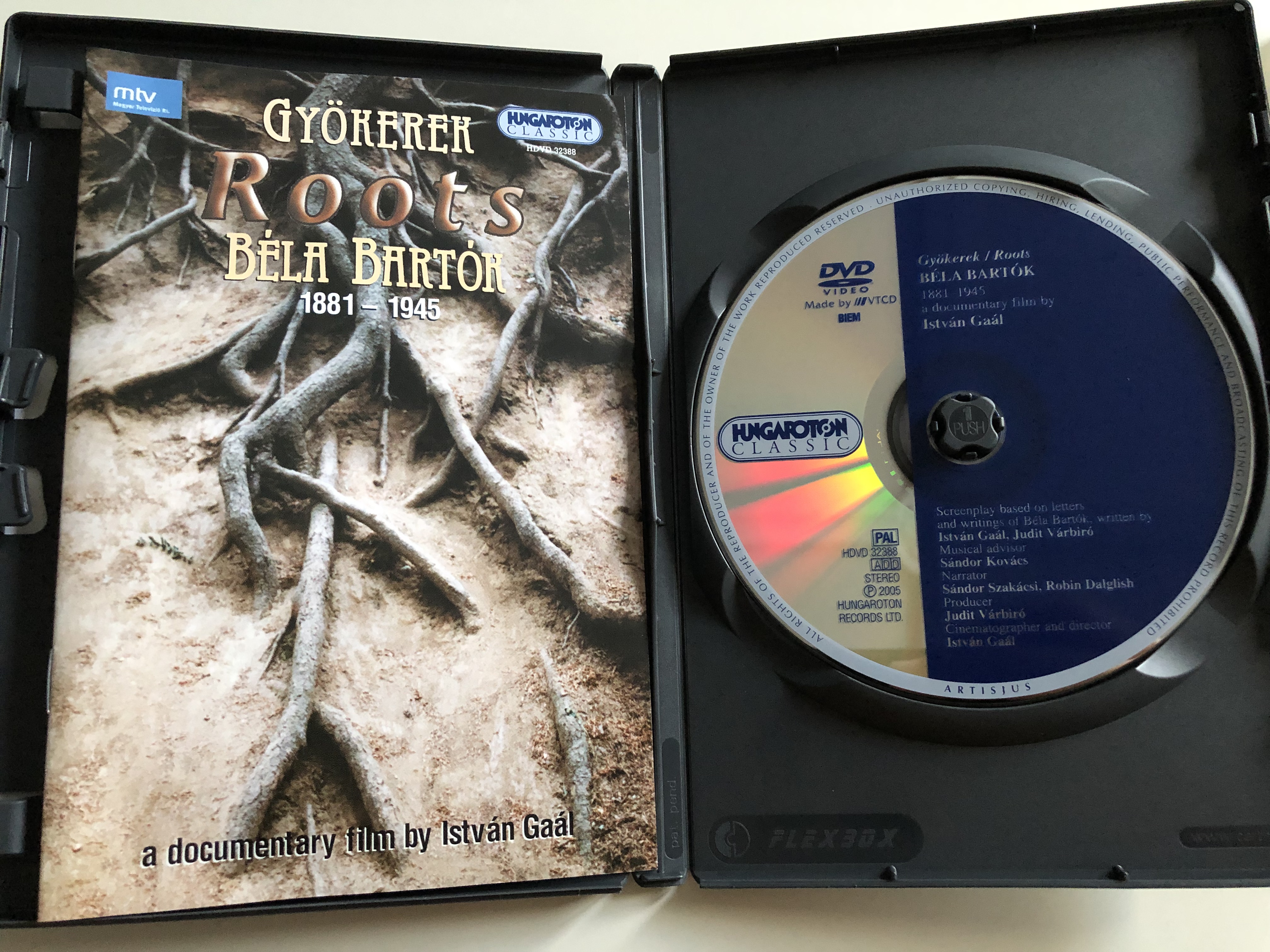 gy-kerek-roots-dvd-2005-b-la-bart-k-a-documentary-film-by-istv-n-ga-l-producer-judit-v-rb-r-a-complete-review-of-bart-k-s-personal-and-artistic-development-hungaroton-classic-hdvd-32388-4-.jpg