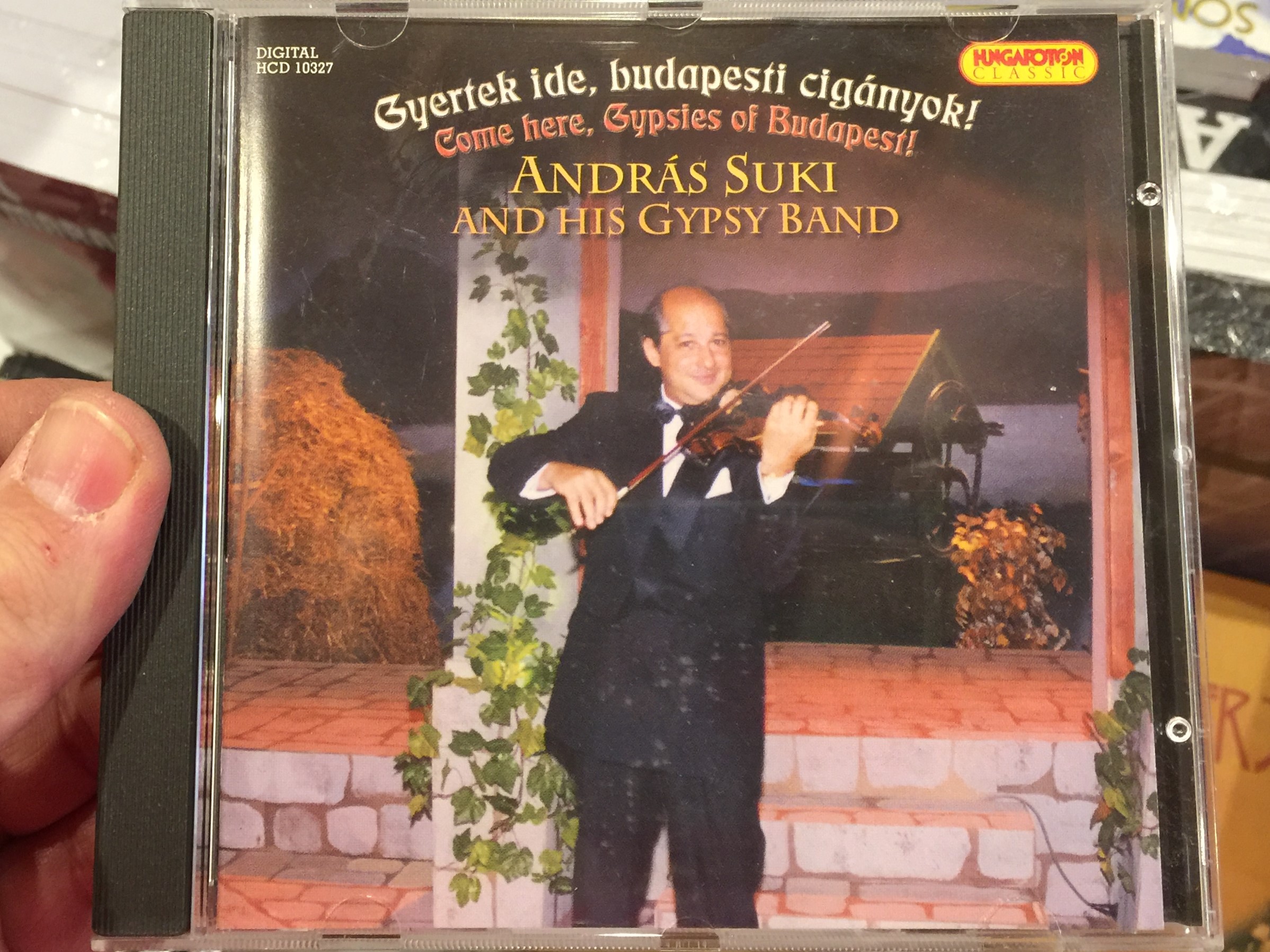 gyertek-ide-budapesti-ciganyok-come-here-gypsies-of-budapest-andras-suki-and-his-gypsy-band-hungaroton-classic-audio-cd-2006-stereo-hcd-10327-1-.jpg