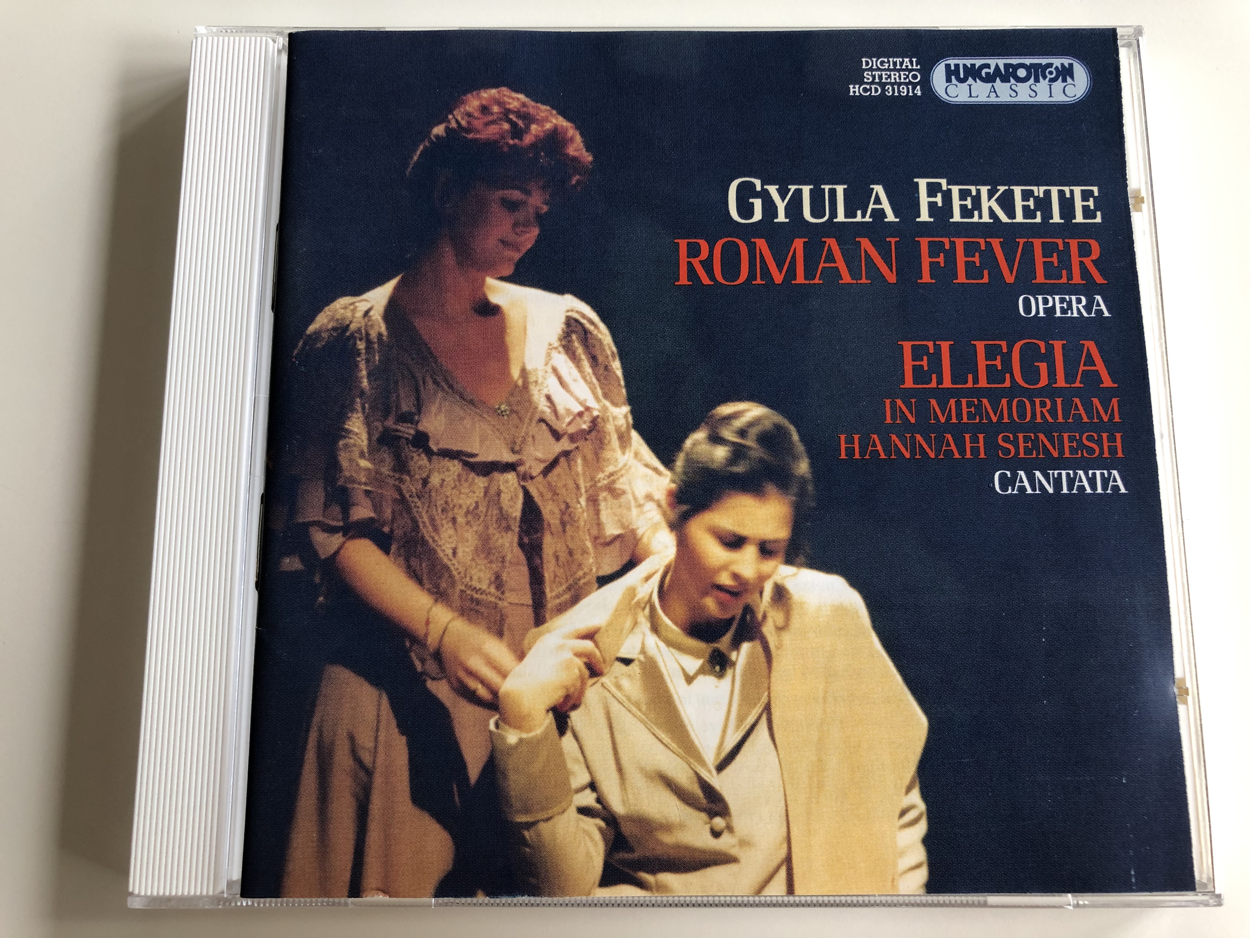 gyula-fekete-roman-fever-elegia-in-memoriam-hannah-senesh-audio-cd-2000-budapest-tomkins-vocal-ensemble-budapest-chamber-symphony-conducted-by-zsolt-hamar-l-szl-tihanyi-hungaroton-classic-hcd-31914-1-.jpg