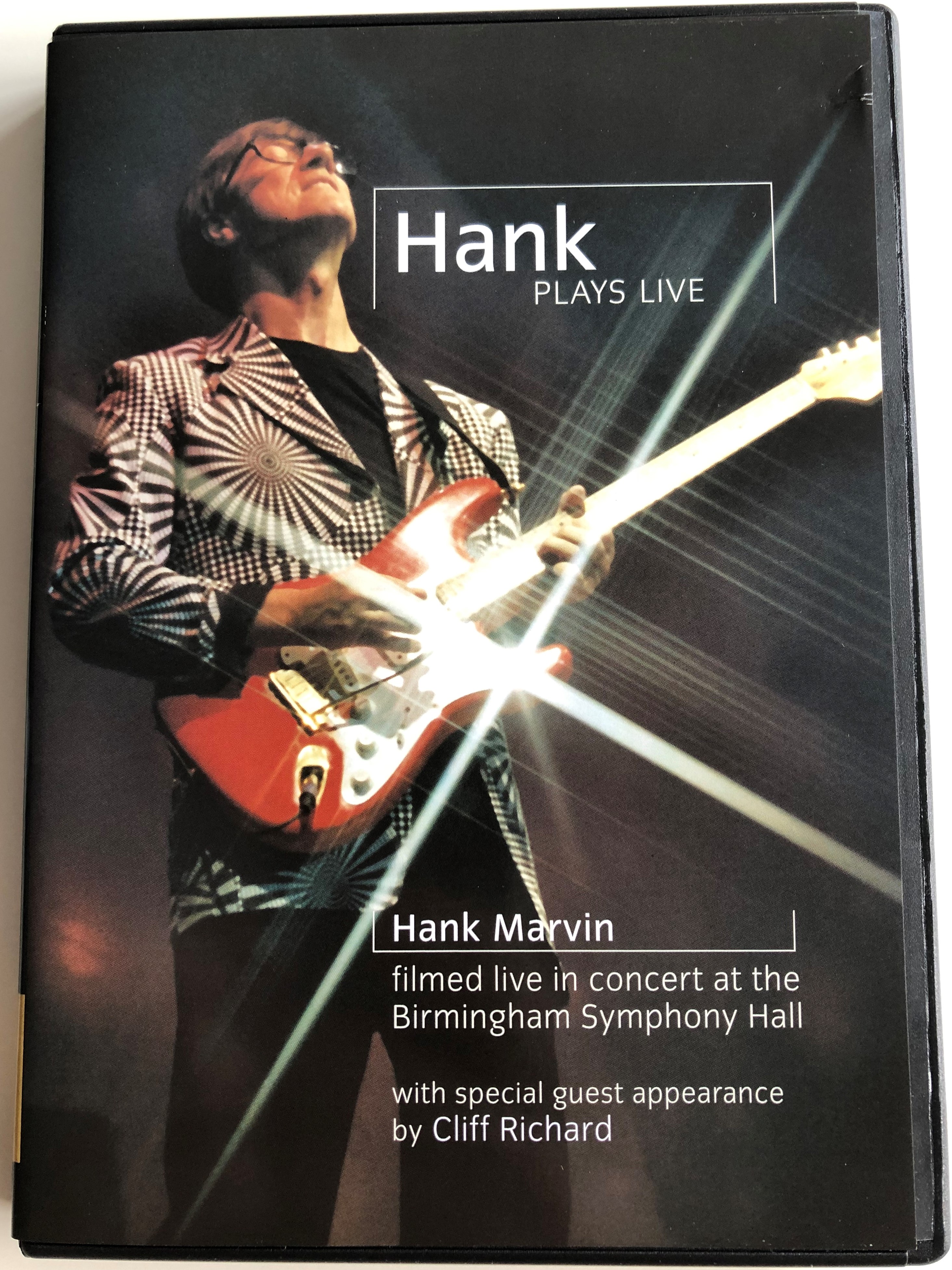 hank-plays-live-dvd-2004-hank-marvin-filmed-live-in-concert-at-the-birmingham-symphony-hall-1.jpg