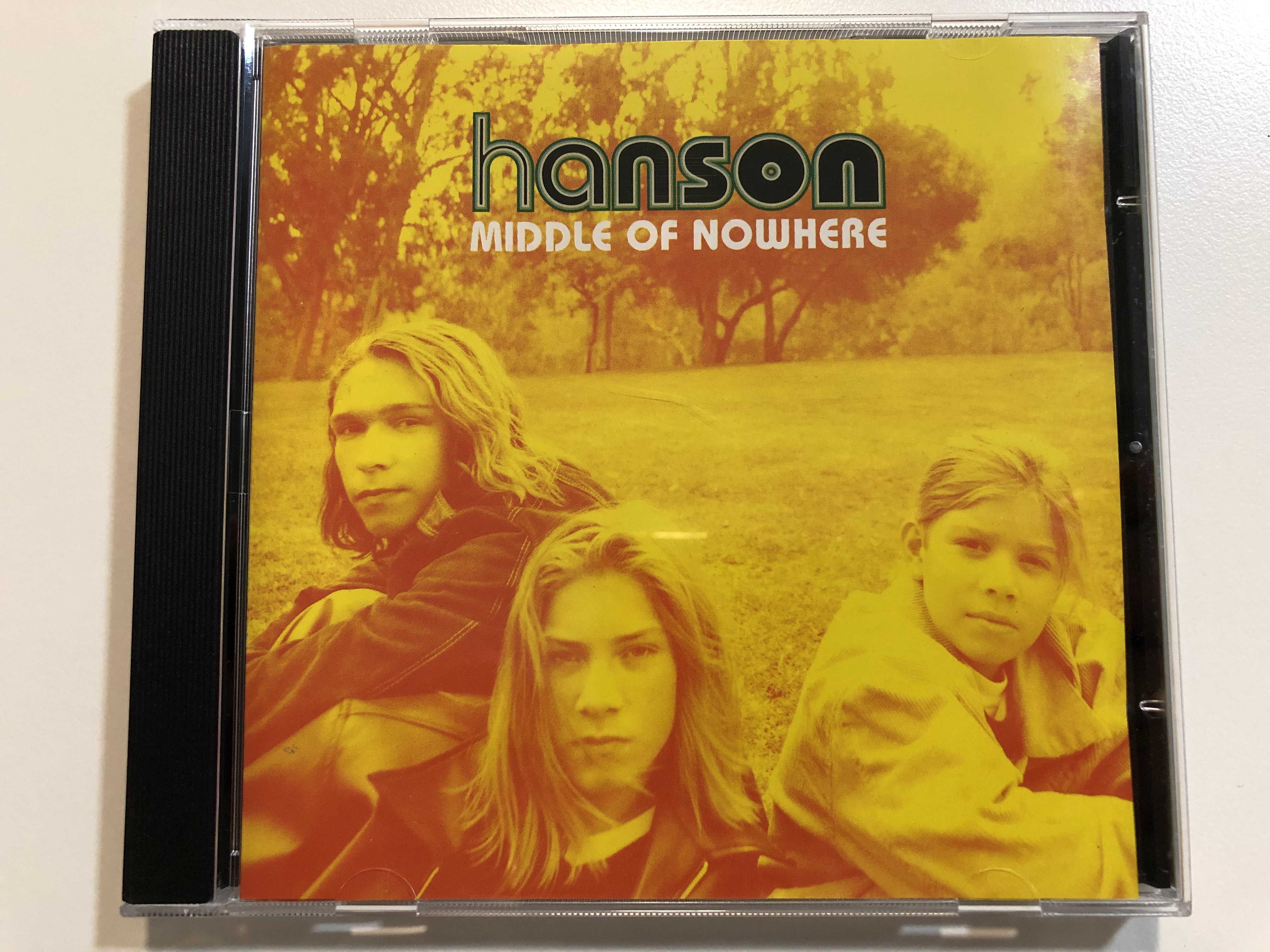 hanson-middle-of-nowhere-mercury-audio-cd-1997-534-615-2-1-.jpg