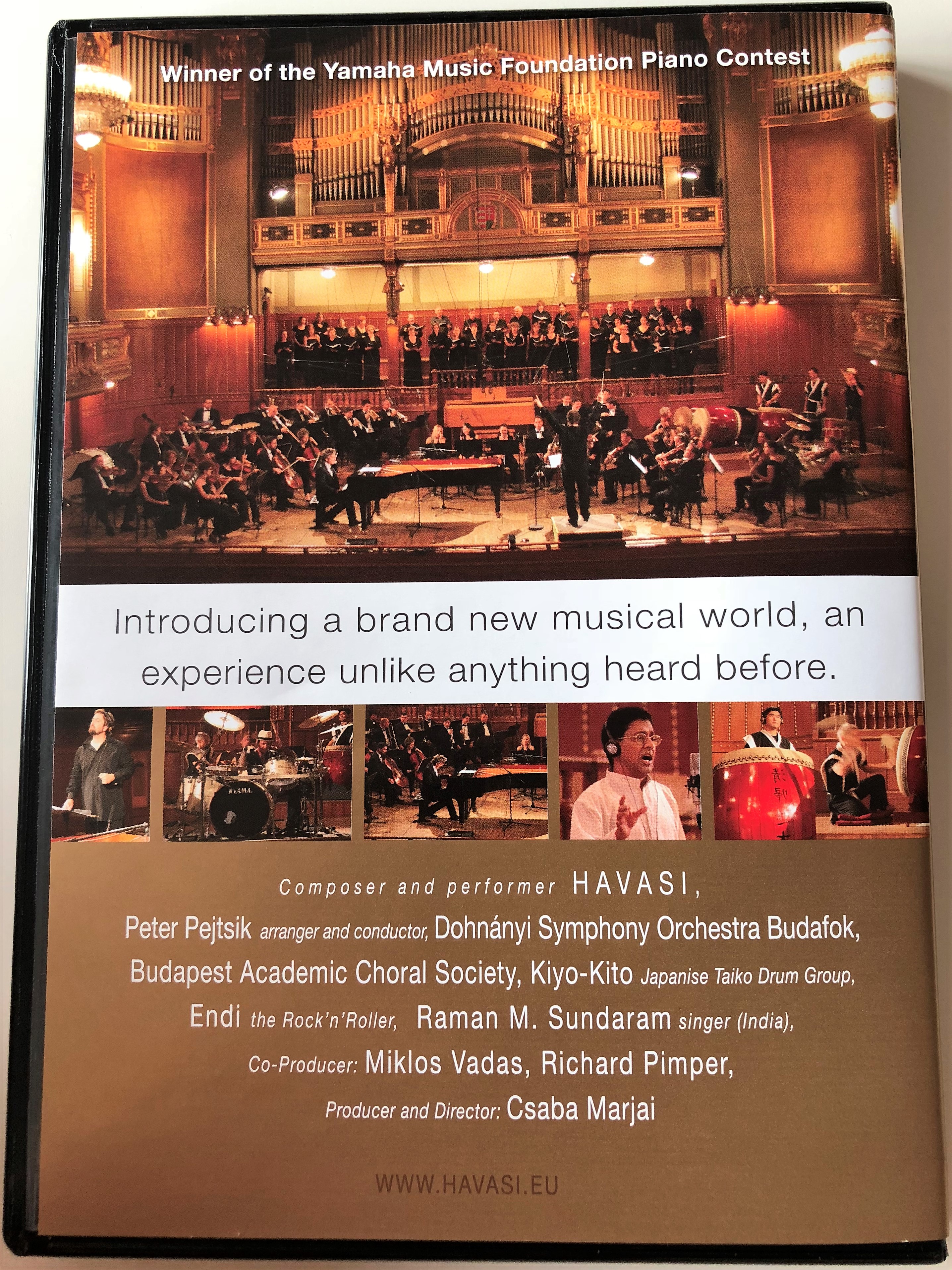 havasi-bal-zs-symphonic-red-concert-show-limited-edition-cd-dvd-2-.jpg havasi-bal-zs-symphonic-red-concert-show-limited-edition-cd-dvd-2-.jpg