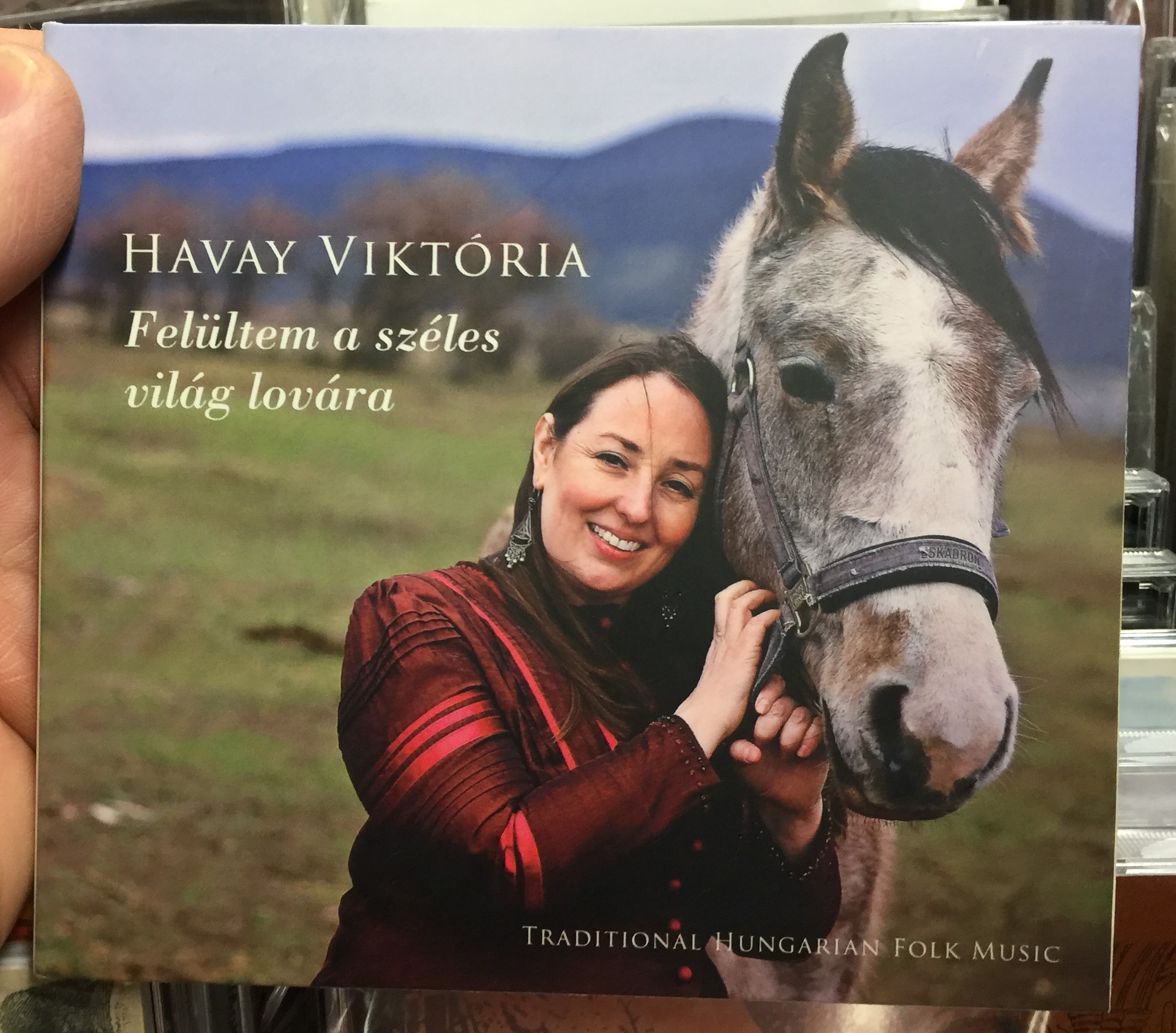 havay-vikt-ria-fel-ltem-a-sz-les-vil-g-lov-ra...-traditional-hungarian-folk-music-szerzoi-kiadas-audio-cd-2019-hv-001-1-.jpg