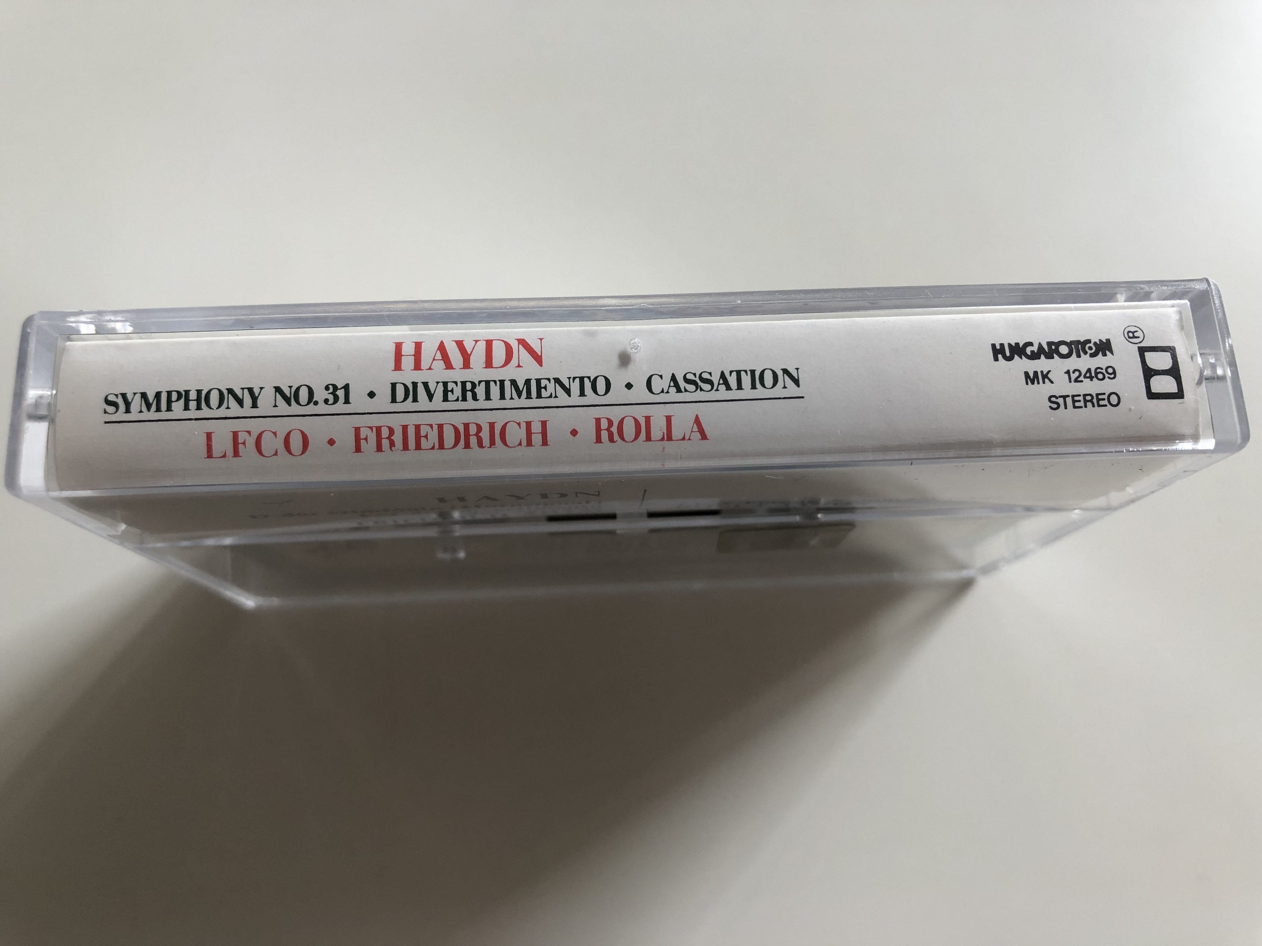 haydn-symphony-no.31-hornsignal-divertimento-in-e-flat-major-hob.iv5-cassatio-in-d-major-d-m-friedrich-liszt-ferenc-chamber-orchestra-conducted-j-nos-rolla-hungaroton-cassette-stereo-4-.jpg