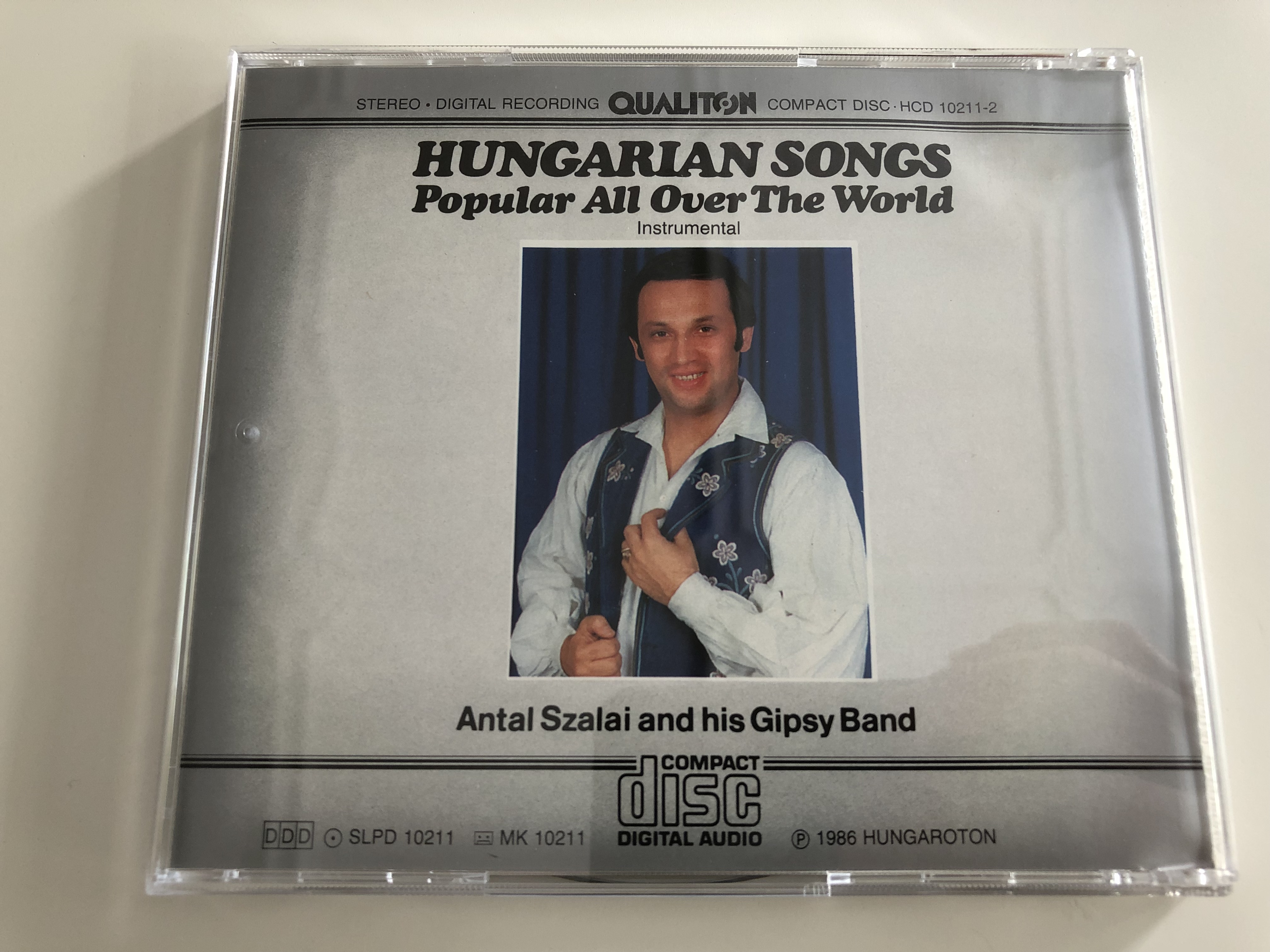 helyre-kati-hungarian-songs-popular-all-over-the-world-instrumental-antal-szalai-and-his-gipsy-band-qualiton-hcd-10211-2-audio-cd-1986-hungaroton-4-.jpg