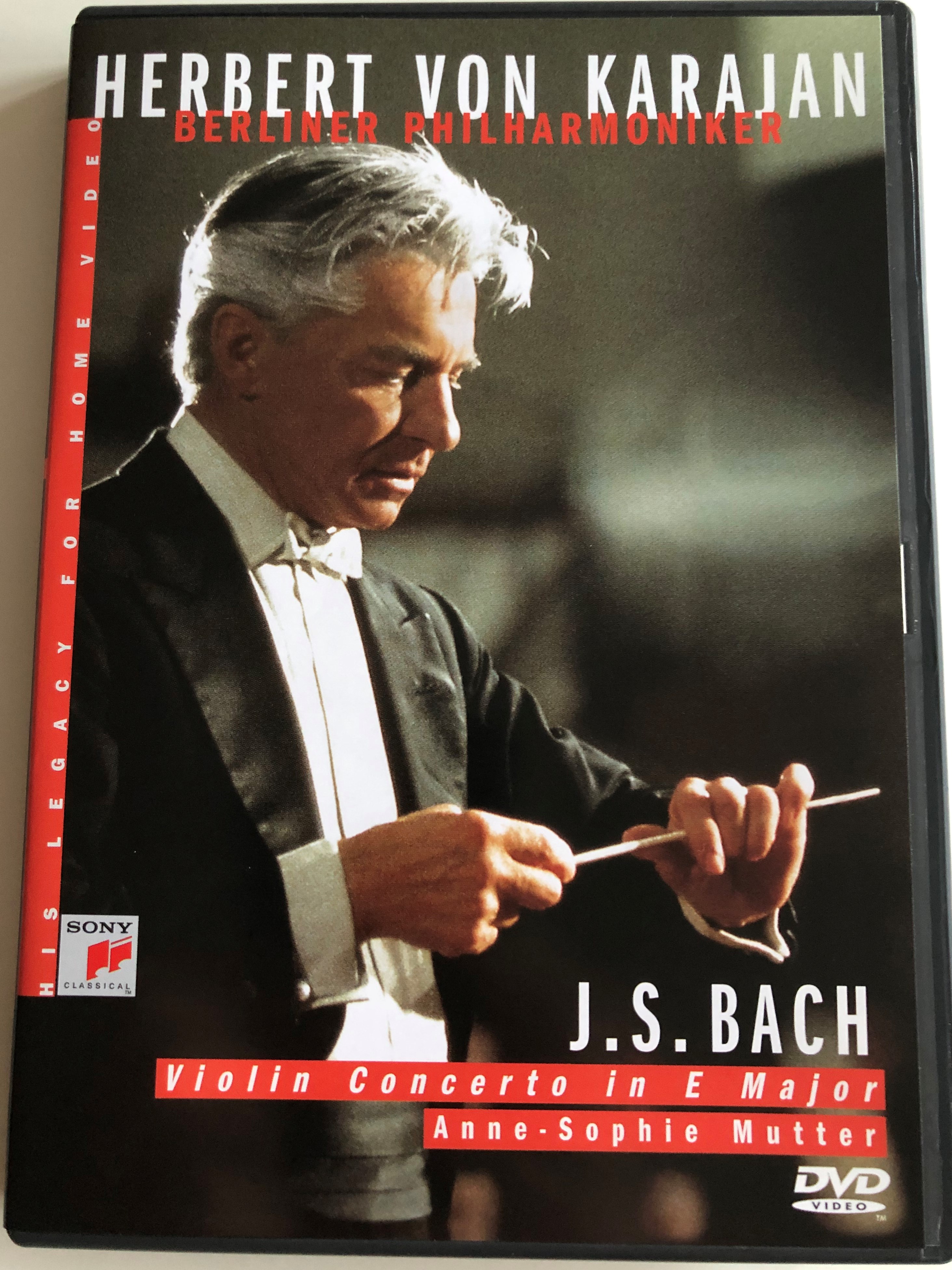 herbert-von-karajan-j.-s.-bach-dvd-violin-concerto-in-e-major-directed-by-humphrey-burton-1.jpg