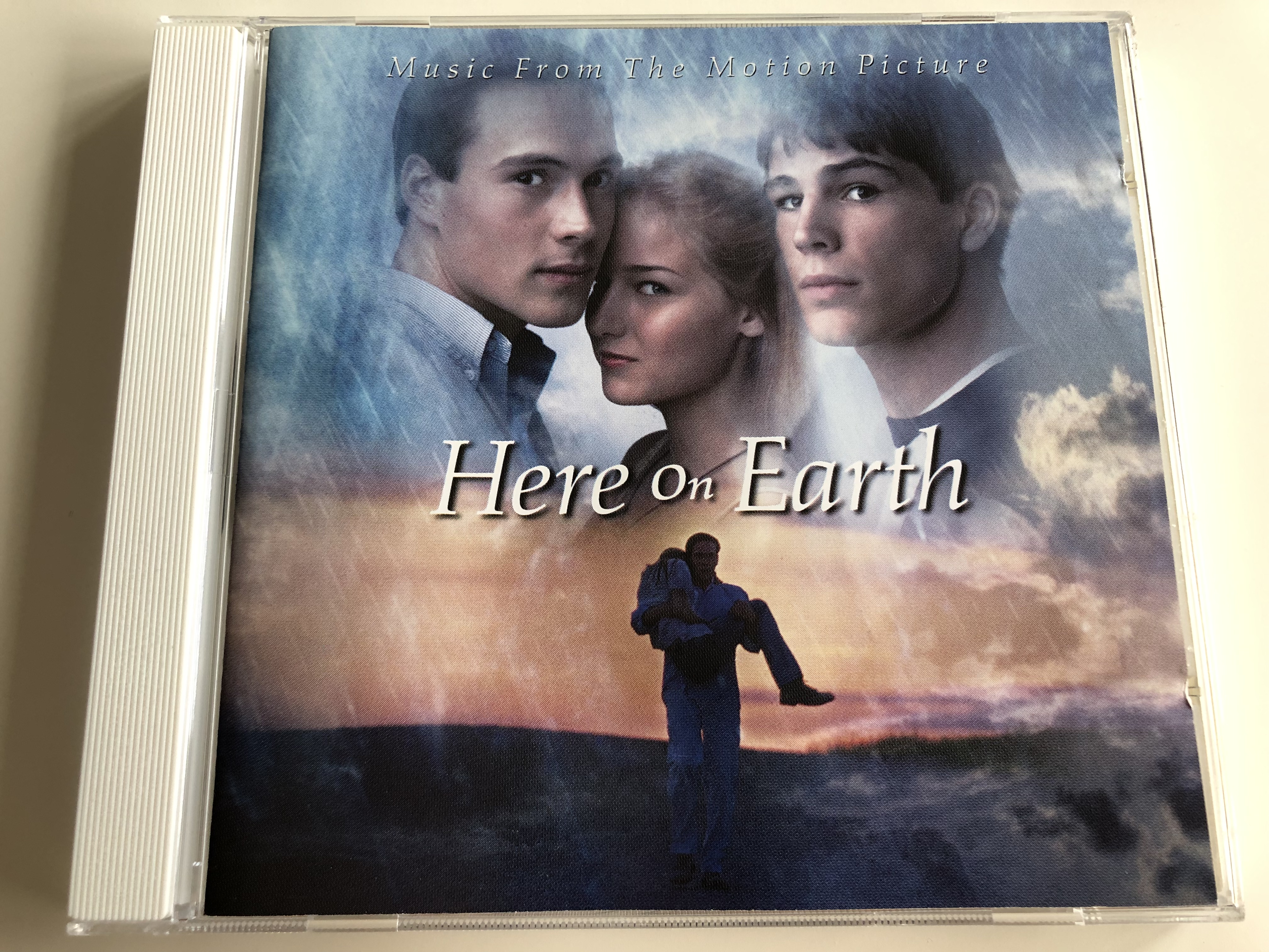 here-on-earth-ost-music-from-the-motion-picture-jessica-simpson-sixpence-none-the-richer-stereophonix-tori-amos-andrea-morricone-audio-cd-2000-sony-music-soundtrax-1-.jpg