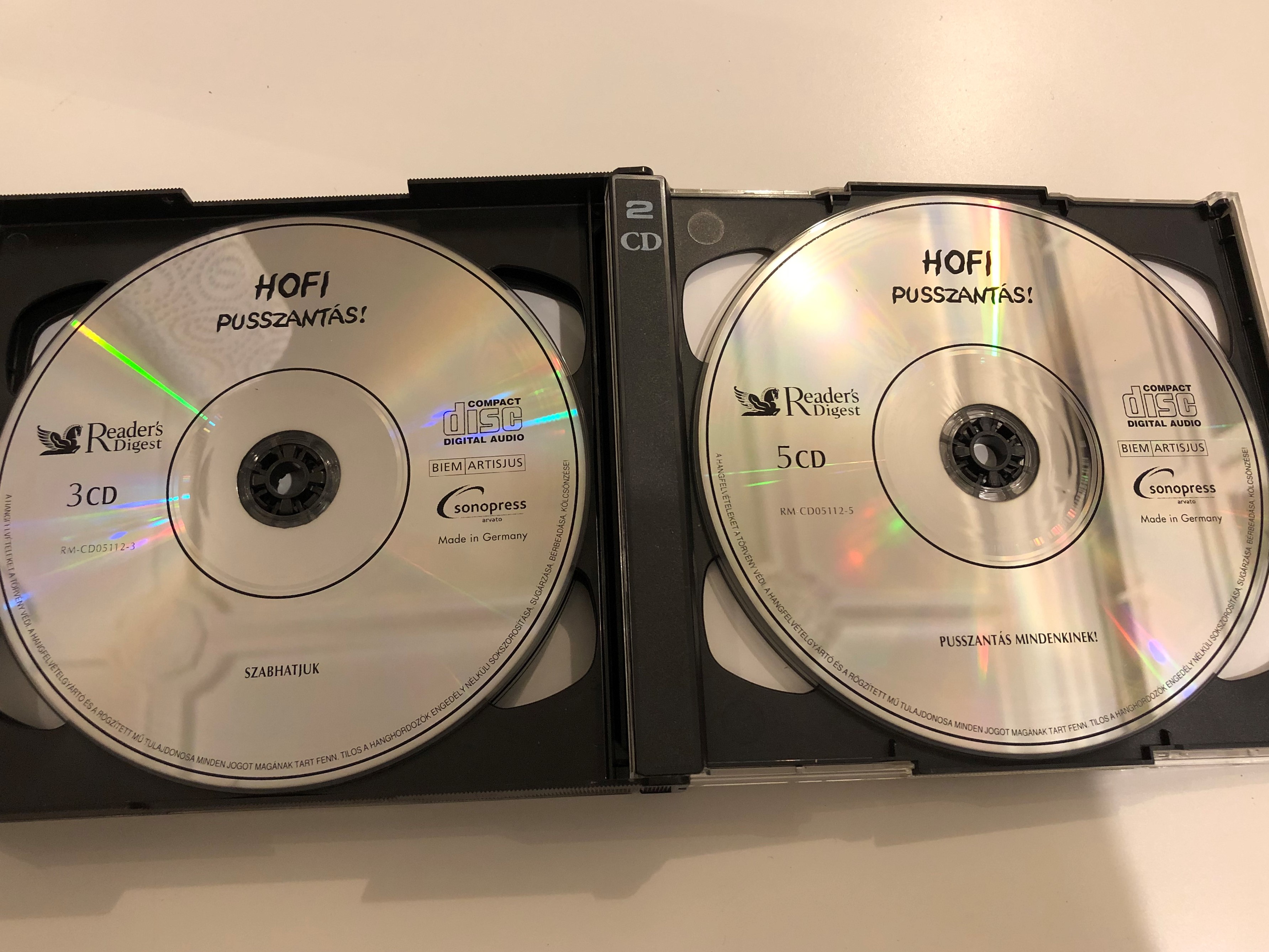 hofi-pusszant-s-5x-audio-cd-set-2005-5.jpg