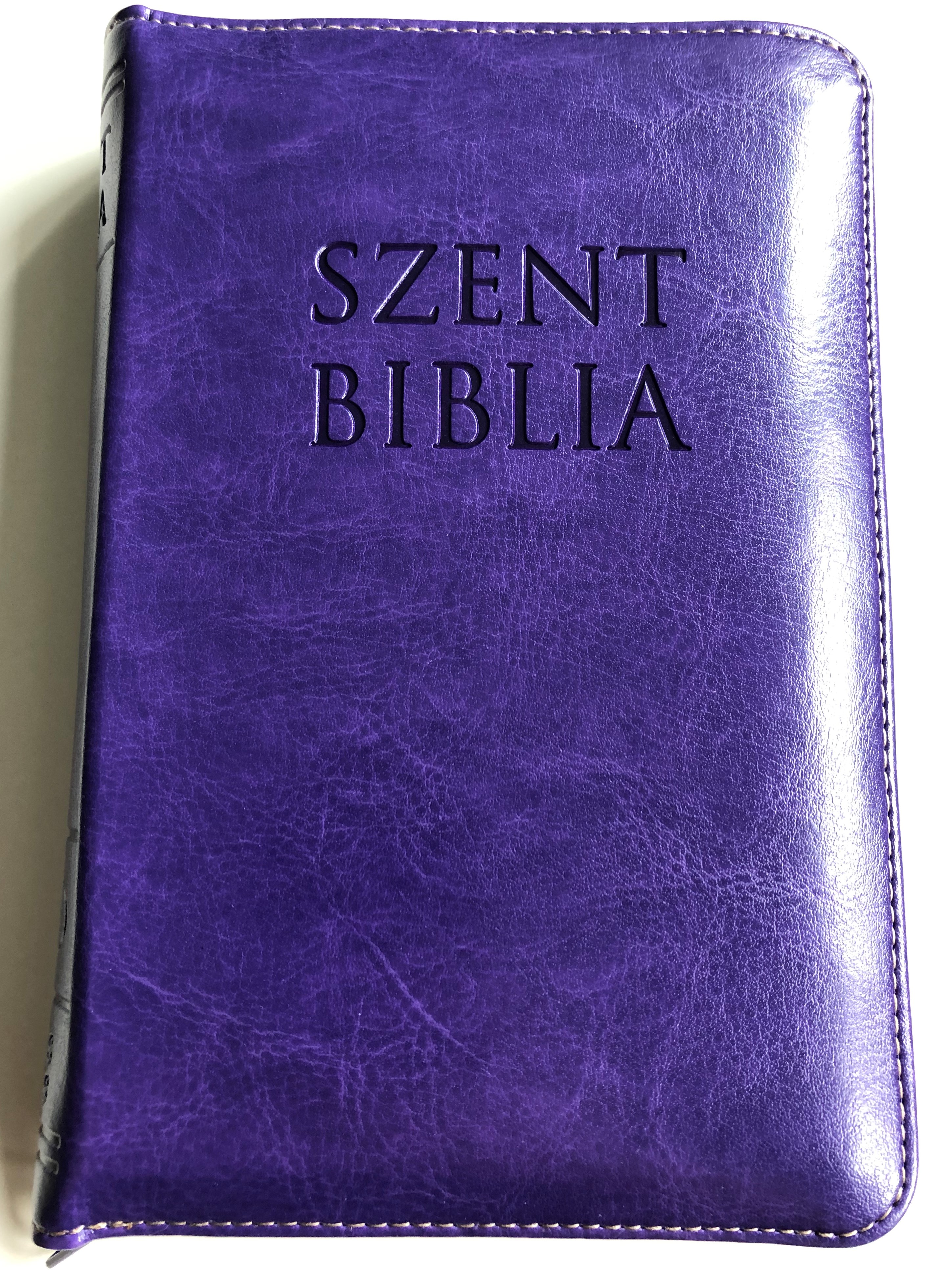 holy-bible-szent-biblia-lila-k-roli-g-sp-r-small-size-imitation-leather-with-zipper-1.jpg