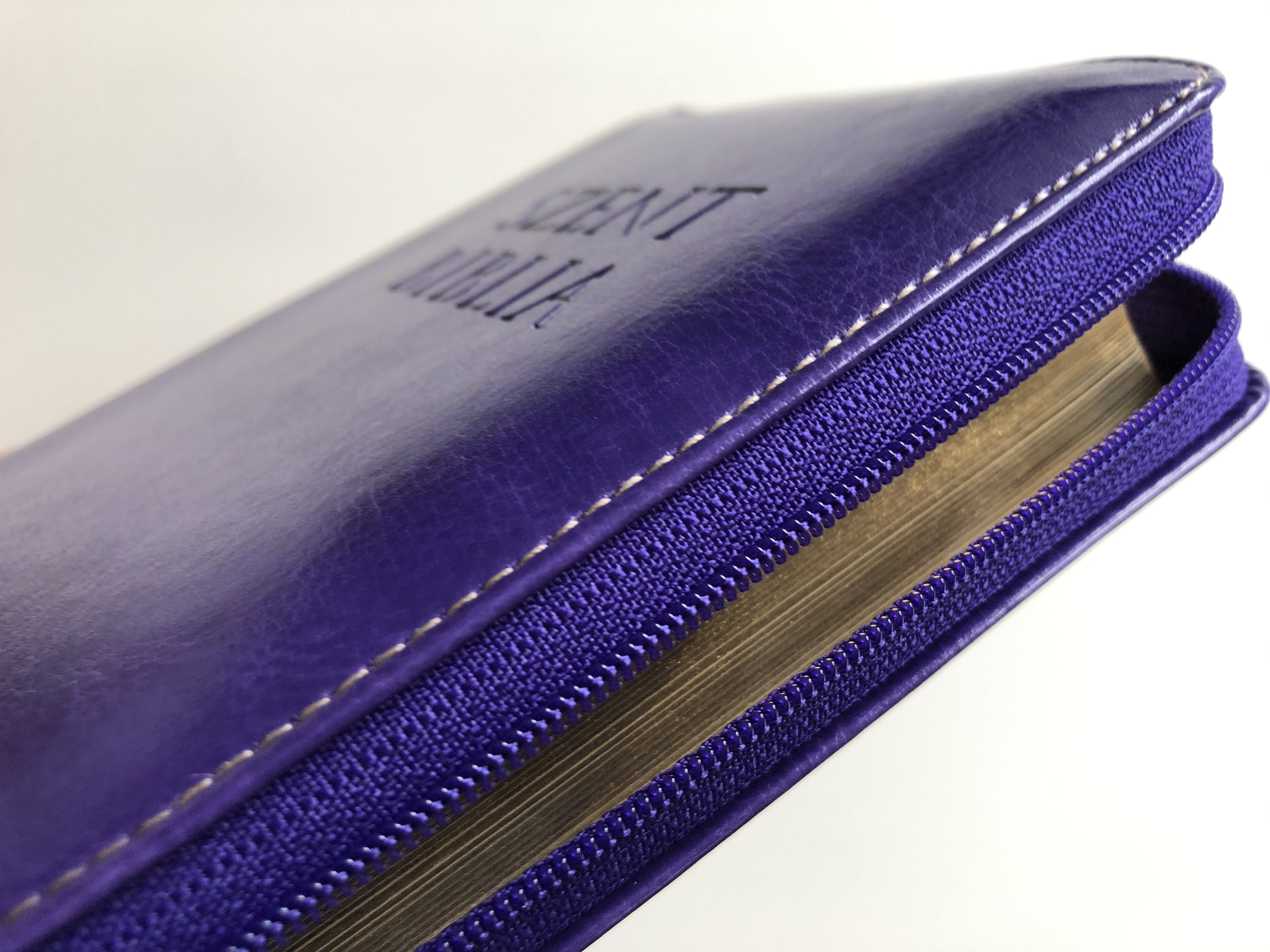 holy-bible-szent-biblia-lila-k-roli-g-sp-r-small-size-imitation-leather-with-zipper-16.jpg