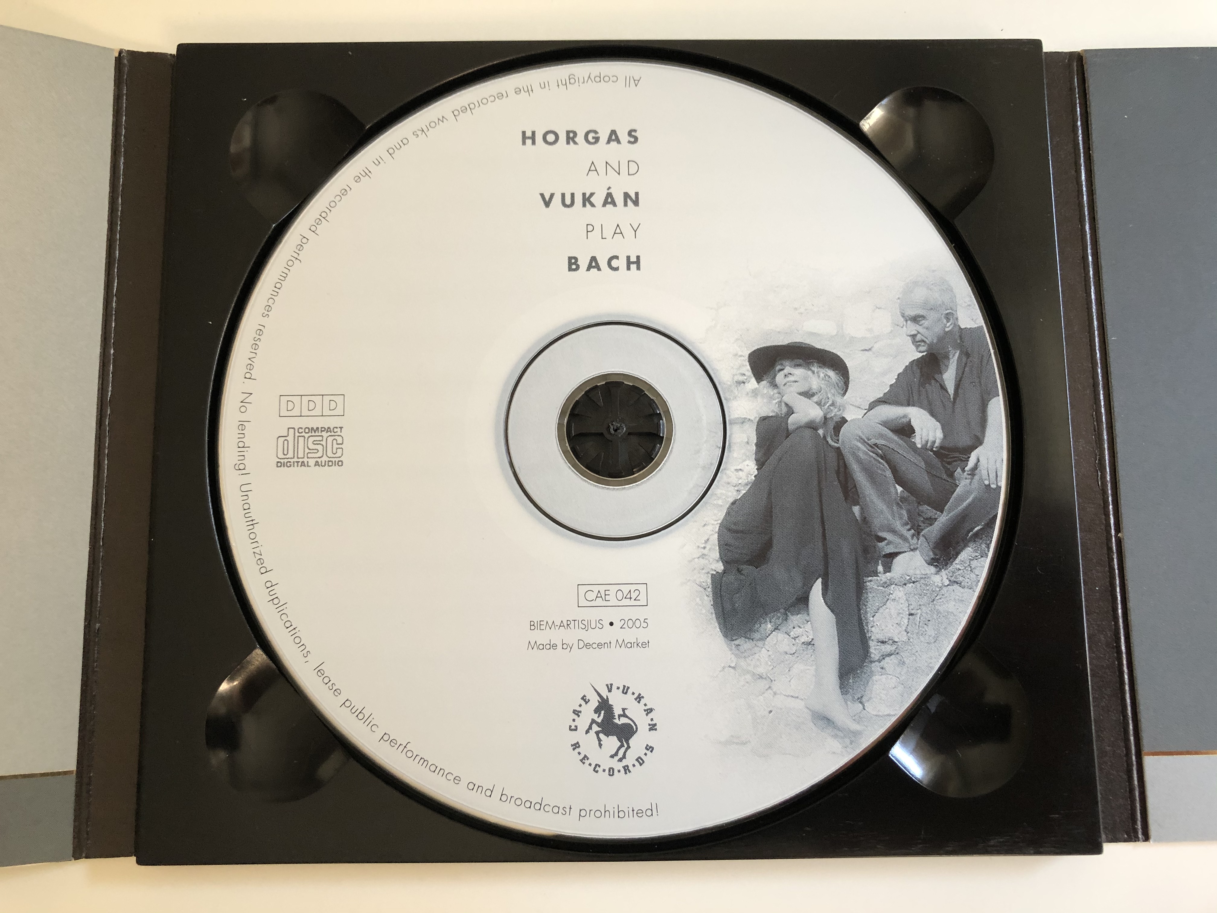 horgas-vukan-play-bach-cae-vuk-n-records-audio-cd-2005-cae-042-4-.jpg