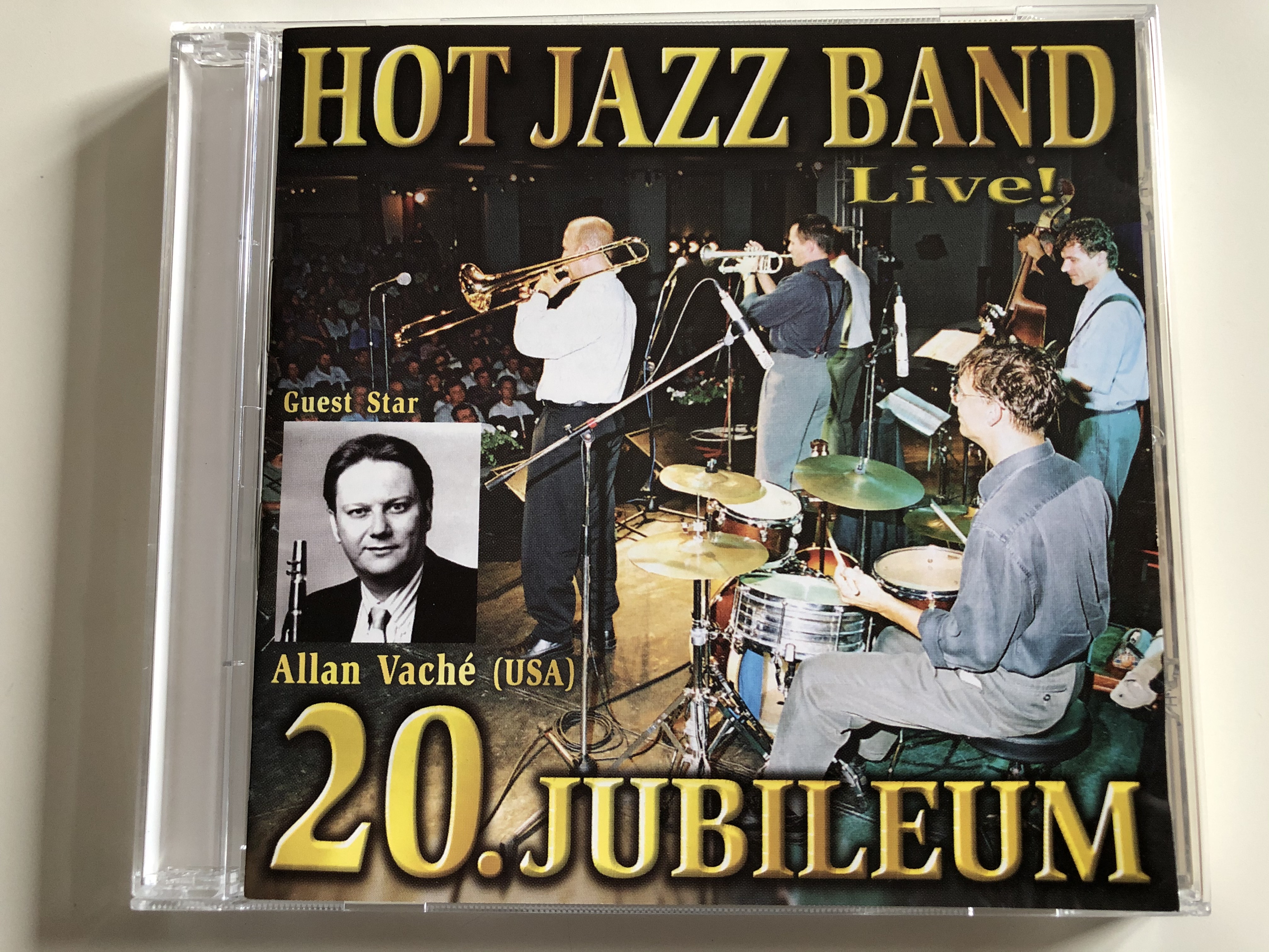 hot-jazz-band-live-allan-vache-usa-20.jubileum-hot-jazz-band-budapest-audio-cd-2005-hjb-009-1-.jpg