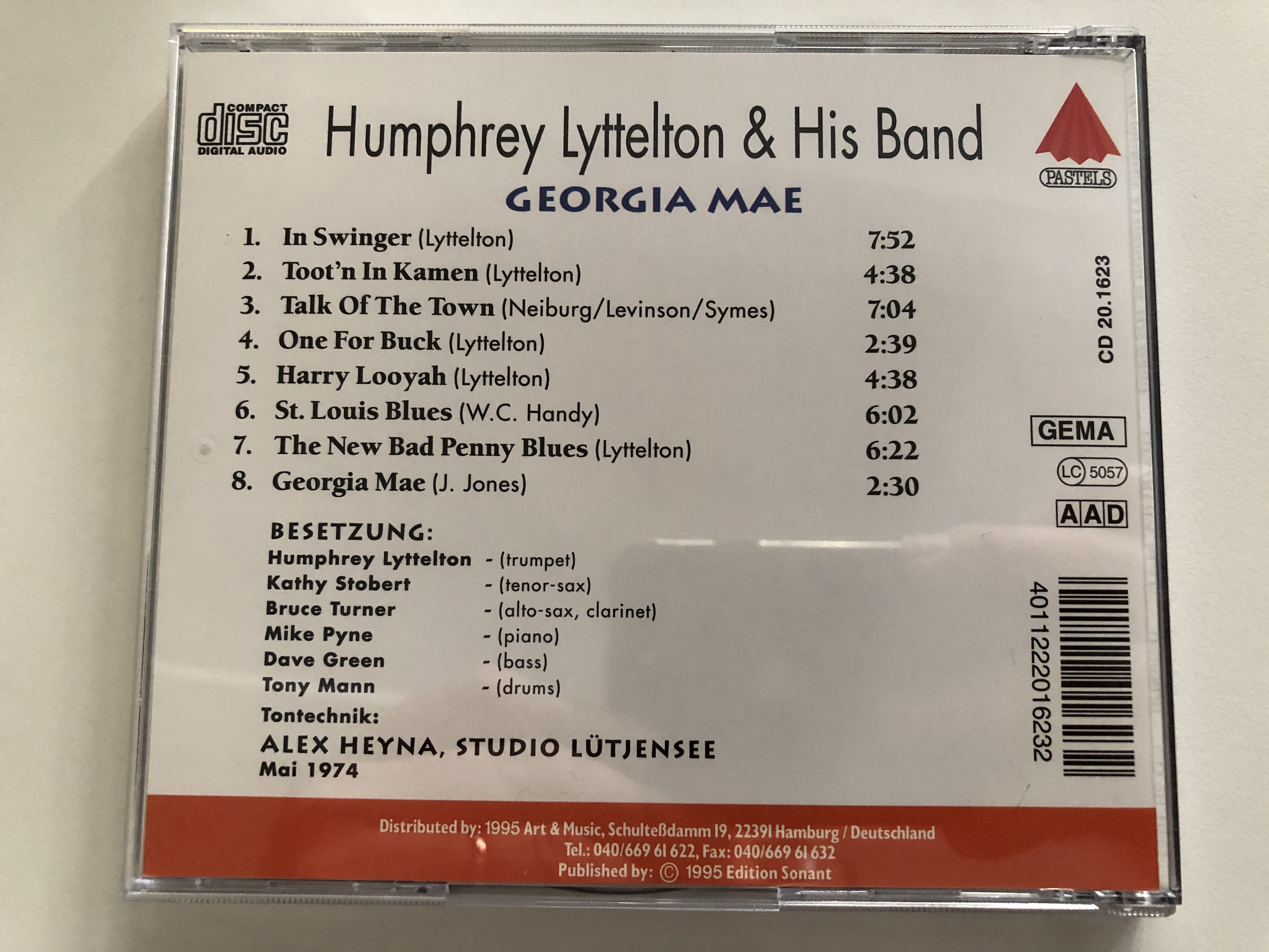 humphrey-lyttelton-his-band-georgia-mae-in-swinger-talk-of-the-town-st.-louis-blues-harry-looyah-u.a.-digital-remastered-jazz-edition-pastels-audio-cd-1995-cd-20-4-.jpg