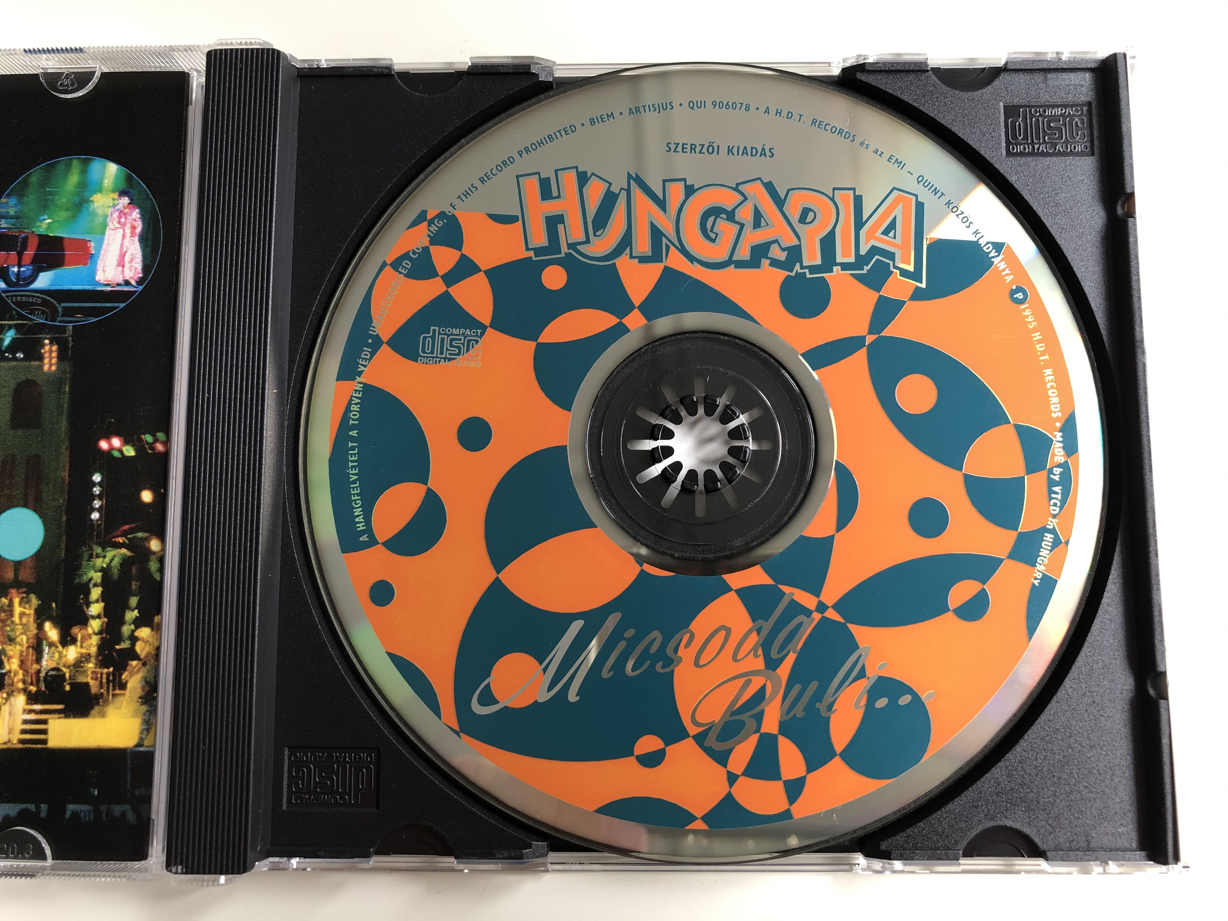 hungaria-micsoda-buli...-n-pstadion-1995-h.d.t.-records-audio-cd-qui-906078-7-.jpg