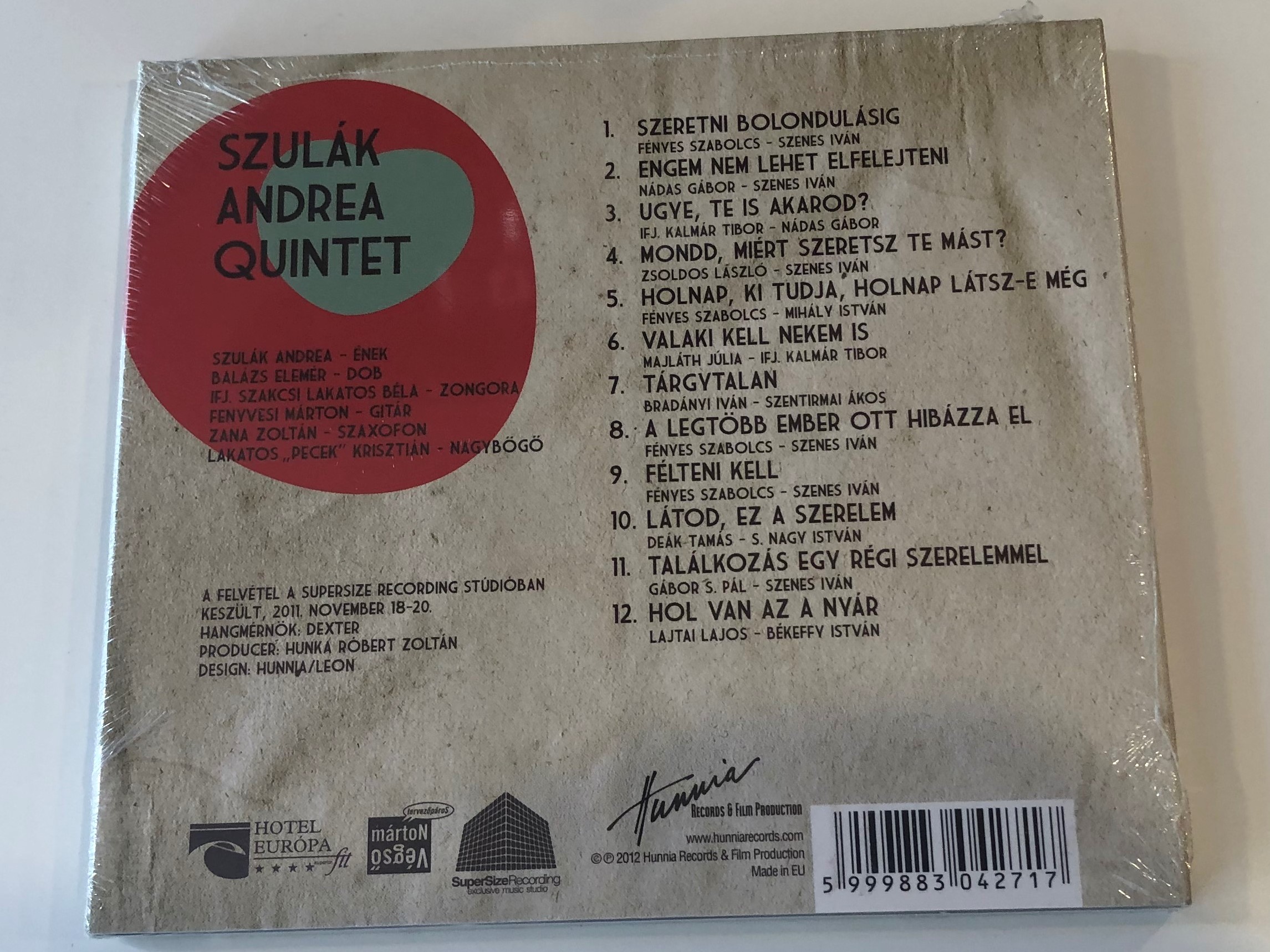 hungarian-evergreens-szul-k-andrea-quintet-szeretni-bolondul-sig-hunnia-records-audio-cd-2012-5999883042717-2-.jpg
