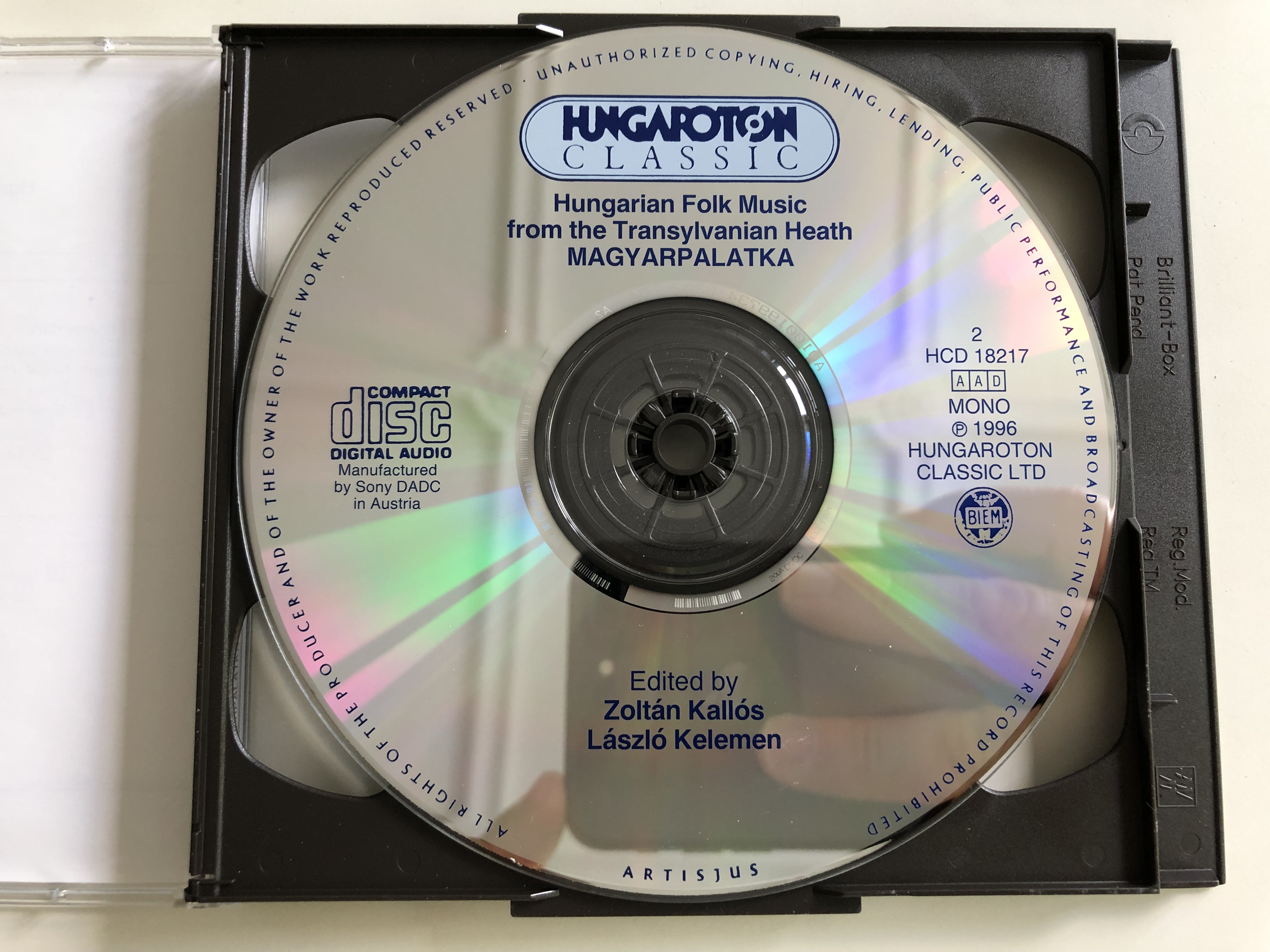 hungarian-folk-music-from-the-transylvanian-heath-magyarpalatka-hungaroton-2x-audio-cd-mono-1996-hcd-18216-17-9-.jpg