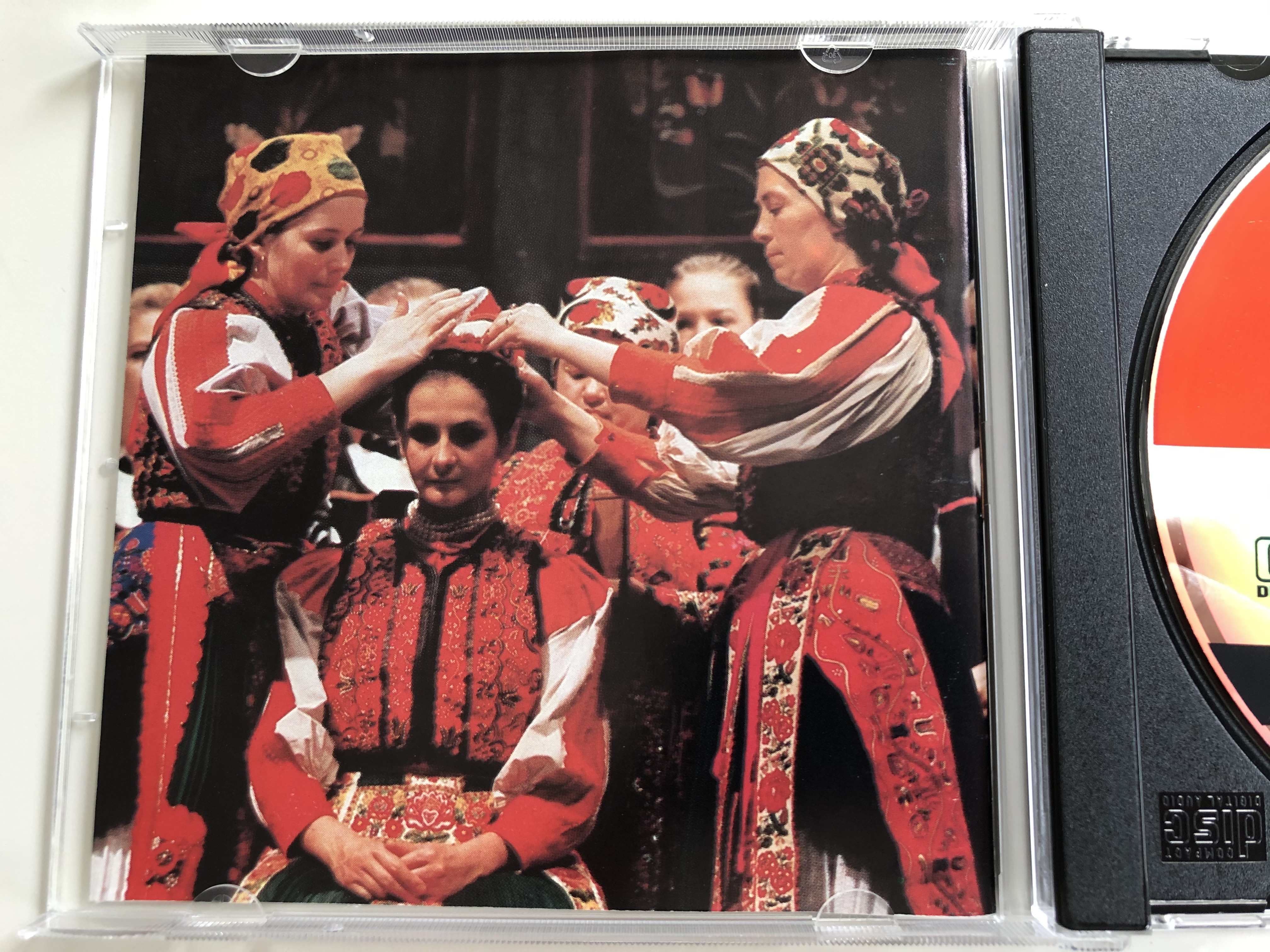 hungarian-wedding-magyar-menyegz-casamiento-h-ngaro-yellow-records-audio-cd-1992-hy-cd-0001-7-.jpg
