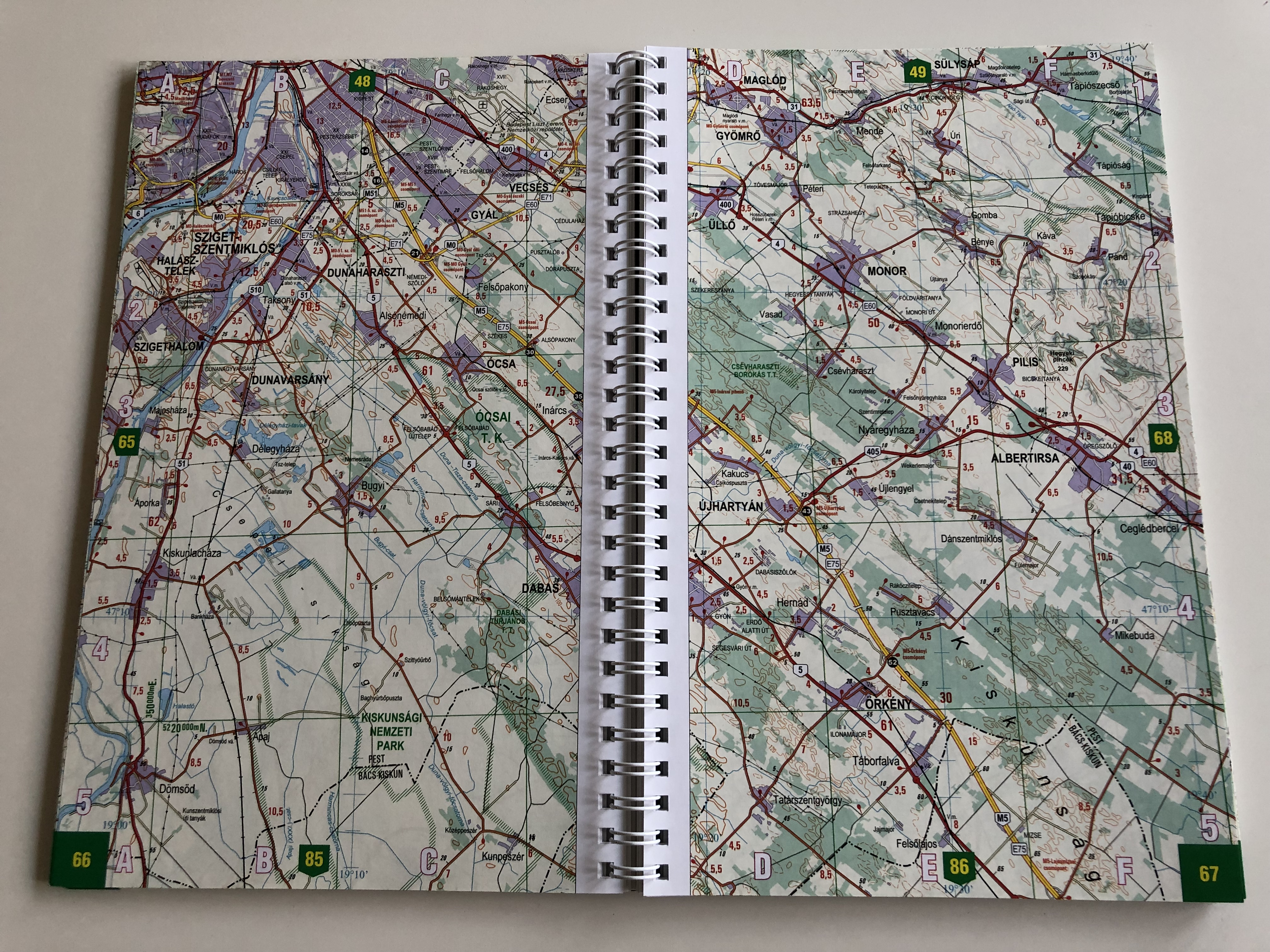 hungary-road-atlas-magyarorsz-g-aut-atlasz-ungarn-autoatlas-topomap-english-german-hungarian-road-atlas-of-hungary-1-200.000-16-.jpg