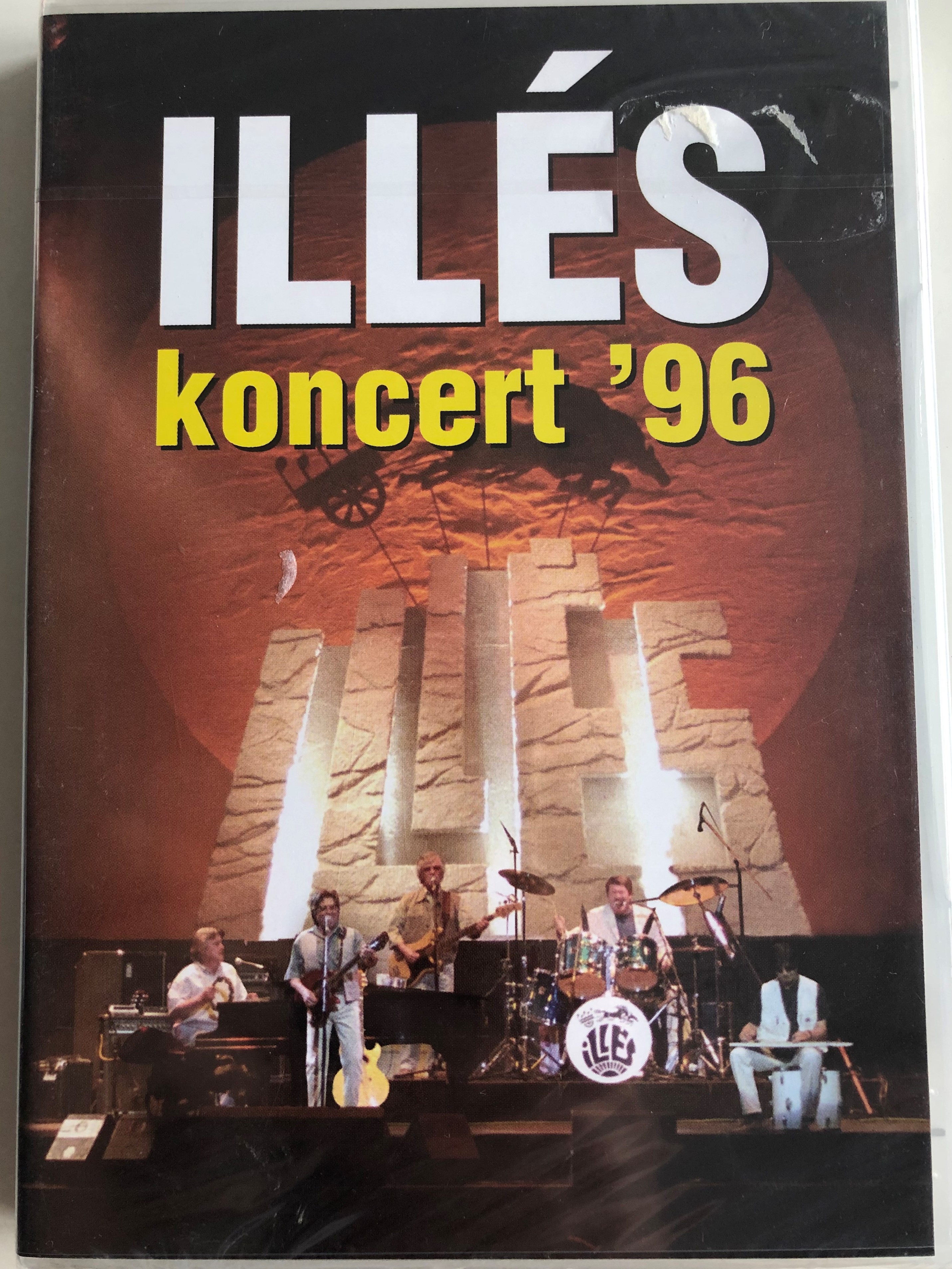 ill-s-koncert-96-dvd-1996-hungarian-rock-band-concert-recording-1.jpg