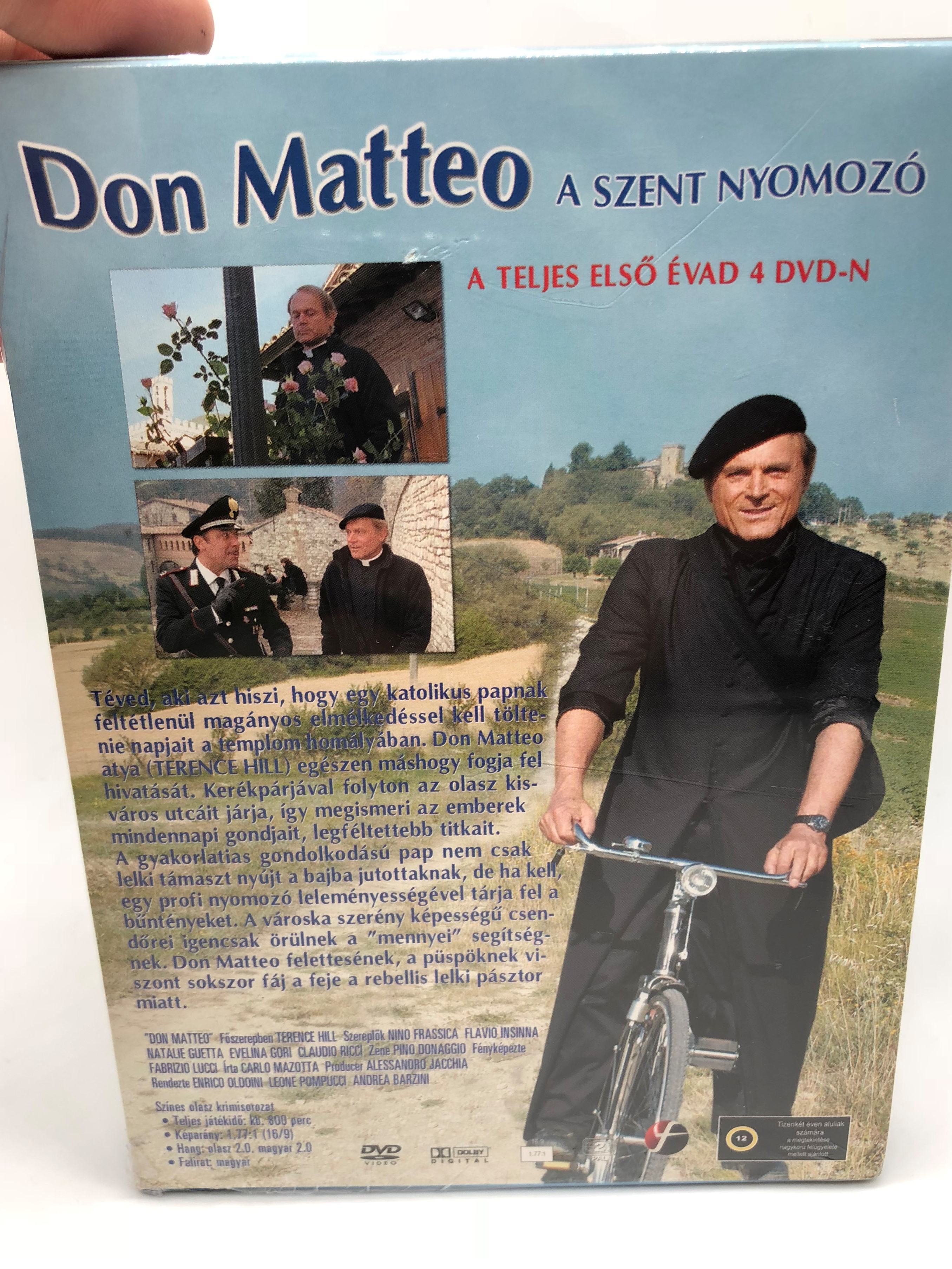 Terence Hill as Don Matteo 2000 / SEASON ONE - 16 Episodes 4 DVD Hungarian  Release / Don Matteo - A Szent Nyomozo / A teljes elso evad / Region 2 PAL