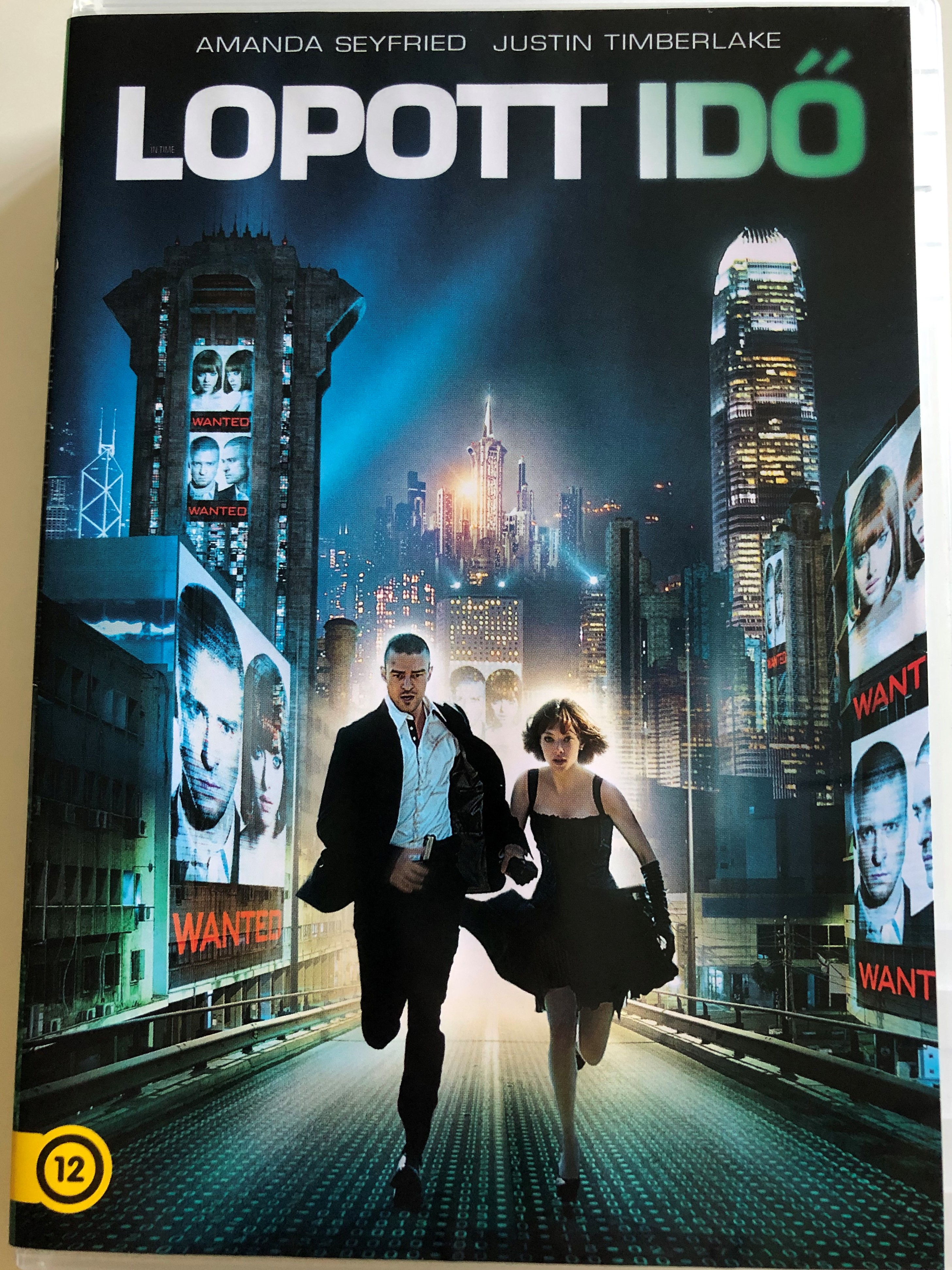 in-time-dvd-2011-lopott-id-directed-by-andrew-niccol-starring-amanda-seyfried-justin-timberlake-cillian-murphy-olivia-wilde-1-.jpg