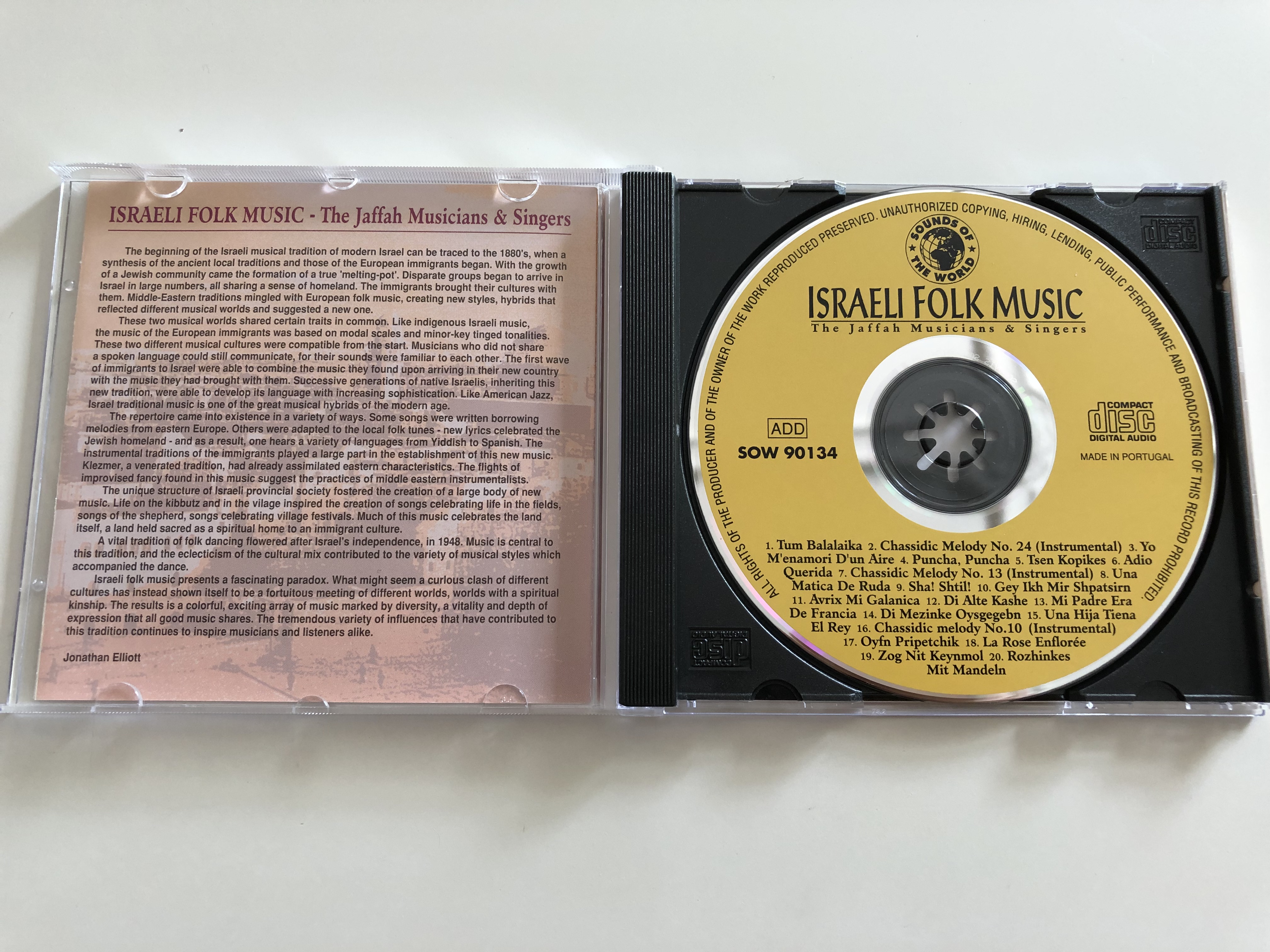 israeli-folk-music-the-jaffah-musicians-singers-audio-cd-1994-sounds-of-the-world-sow-90134-2-.jpg