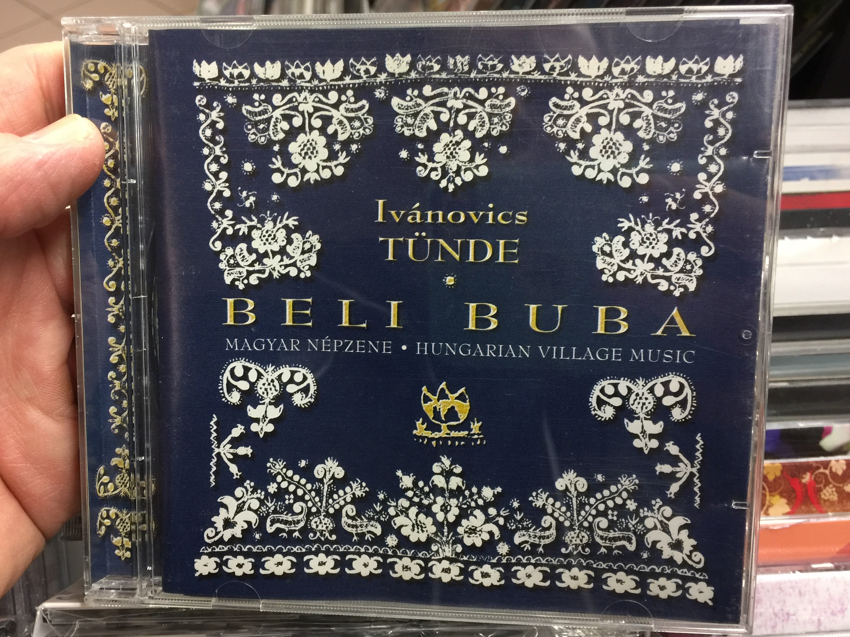 iv-novics-t-nde-beli-buba-magyar-n-pzene-hungarian-village-music-periferic-records-audio-cd-2001-bgcd-081-1-.jpg
