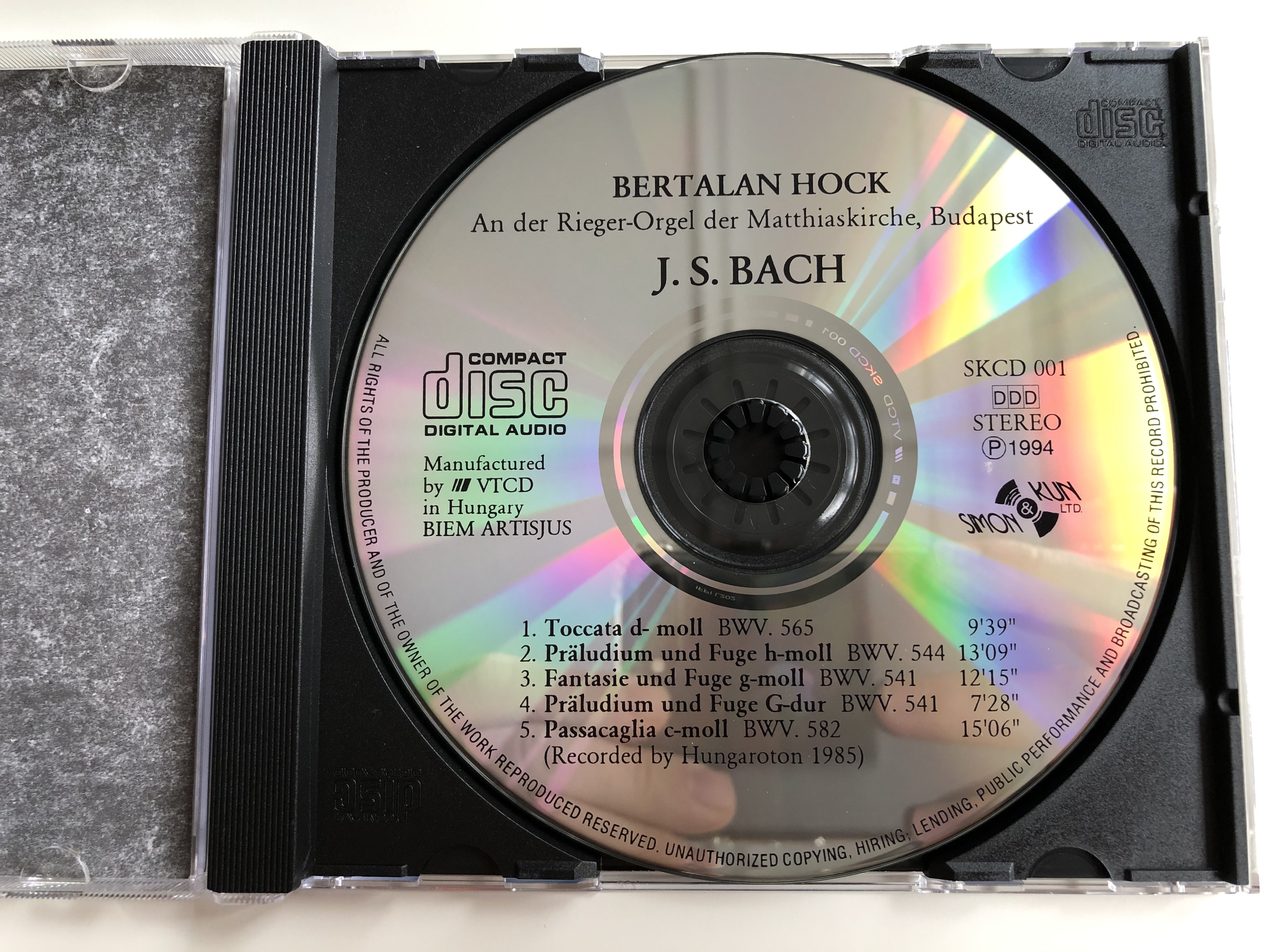j.-s.-bach-bertalan-hock-on-the-rieger-organ-of-the-mathias-church-budapest-smon-kun-audio-cd-1994-stereo-skcd-001-2-.jpg