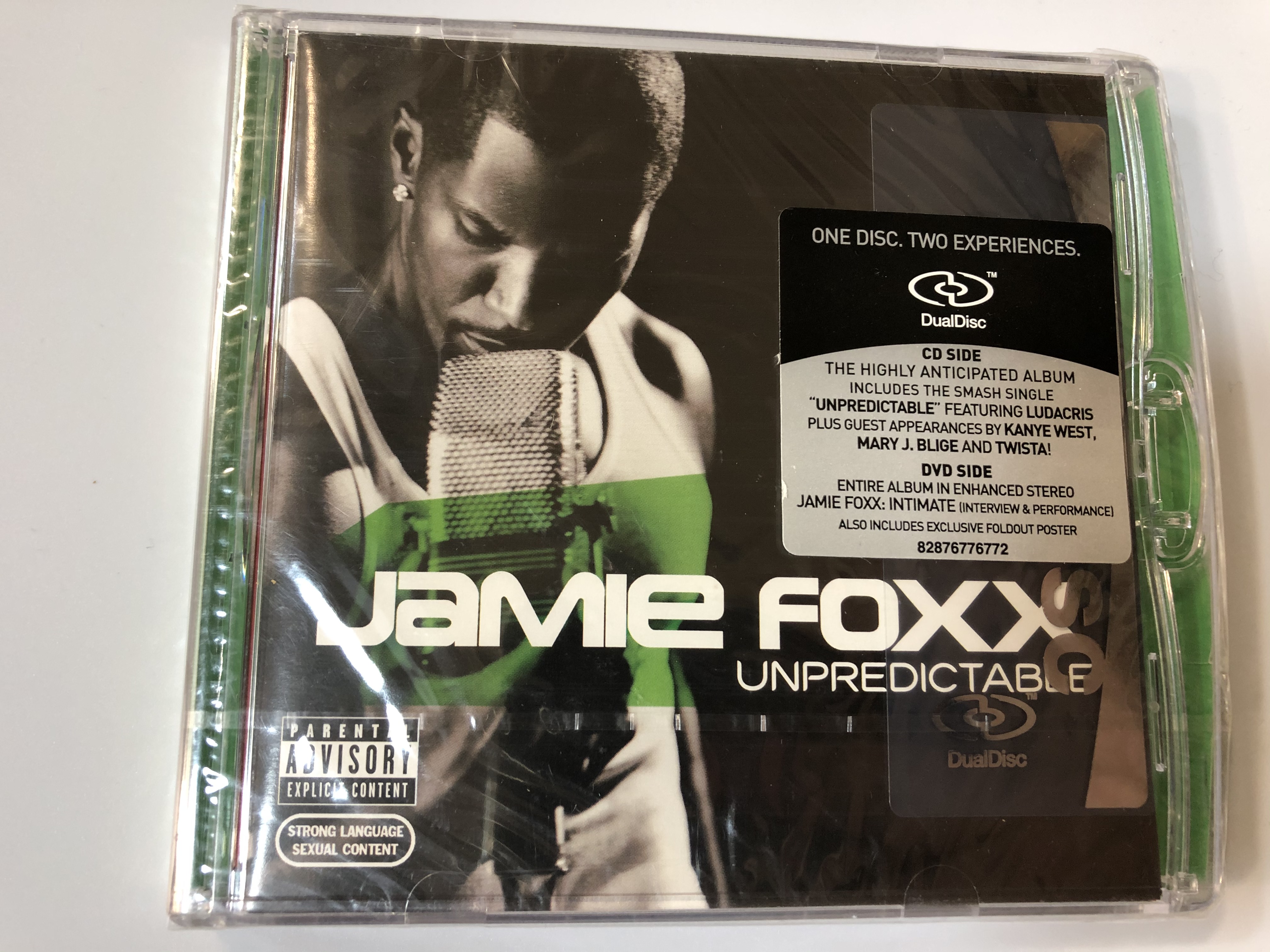jamie-foxx-unpredictable-one-disc-two-experiences.-cd-side-the-highly-anticipated-album-includes-the-smash-single-unpredictable-featuring-ludacris-plus-guest-appearances-by-kanye-we-1-.jpg
